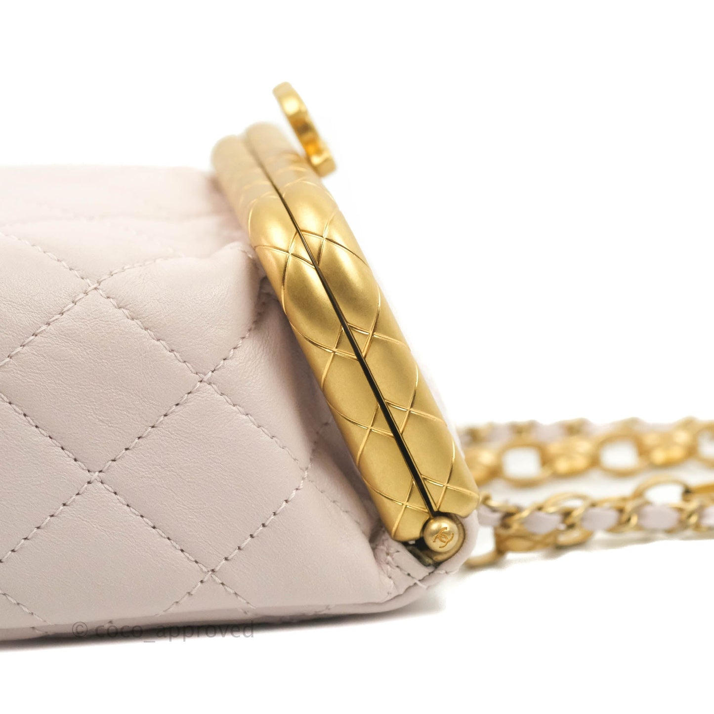 Chanel Kiss Lock Mini Vanity Pink Lambskin Gold Hardware