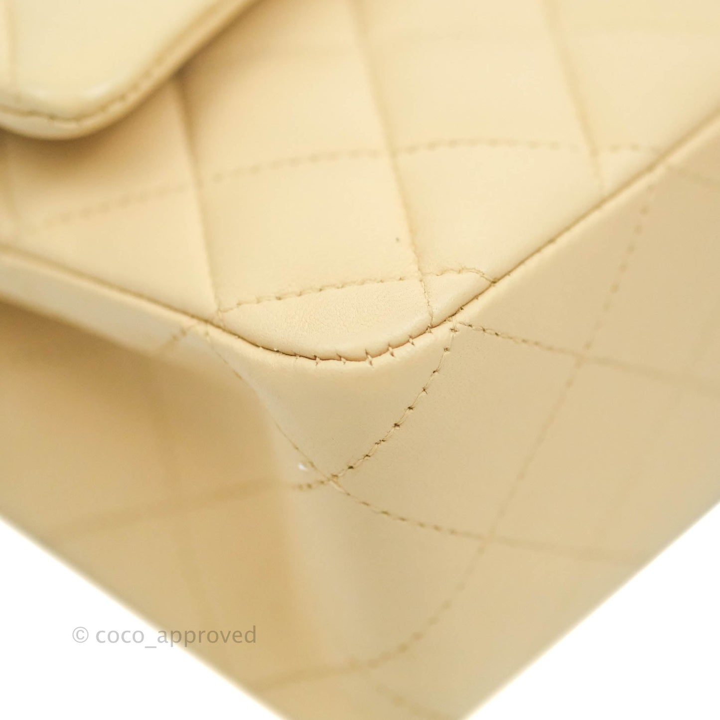 Chanel Classic M/L Medium Flap Quilted Beige Lambskin Gold Hardware