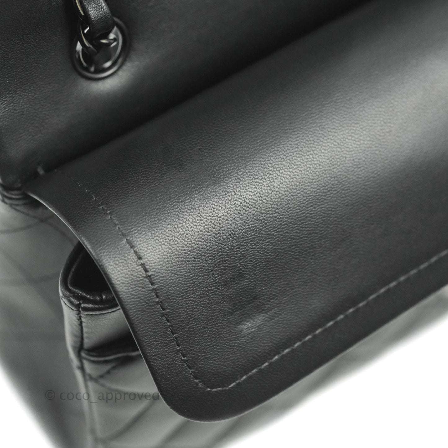 Chanel Classic Quilted M/L Medium Double Flap So Black Lambskin
