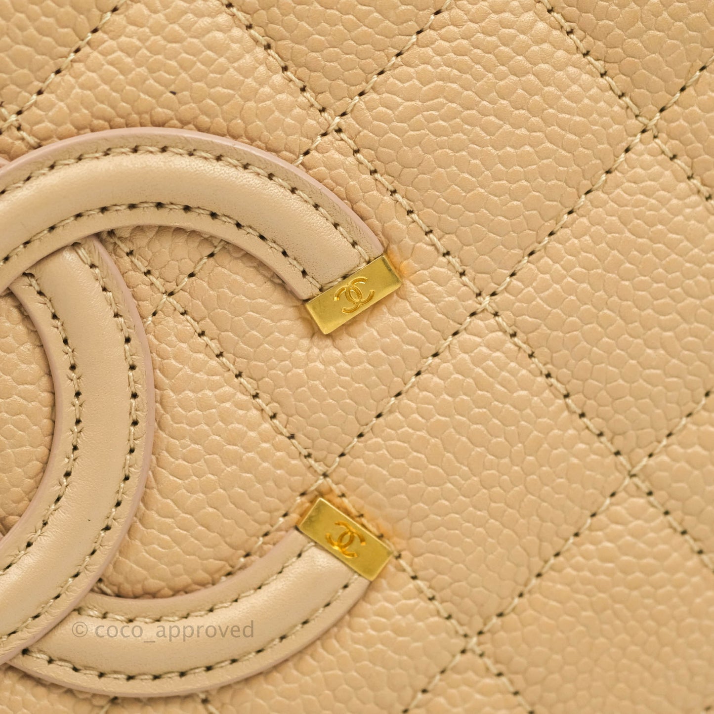 Chanel Quilted Medium CC Filigree Vanity Case Beige Caviar Gold Hardware