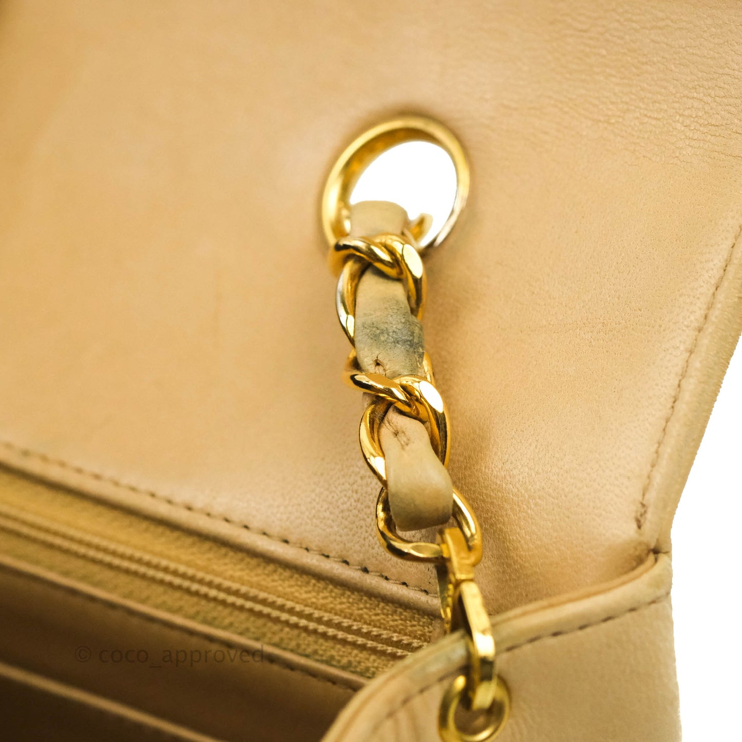 Chanel Vintage Small Quilted Classic Diana Flap Bag Beige Lambskin 24K Gold Hardware