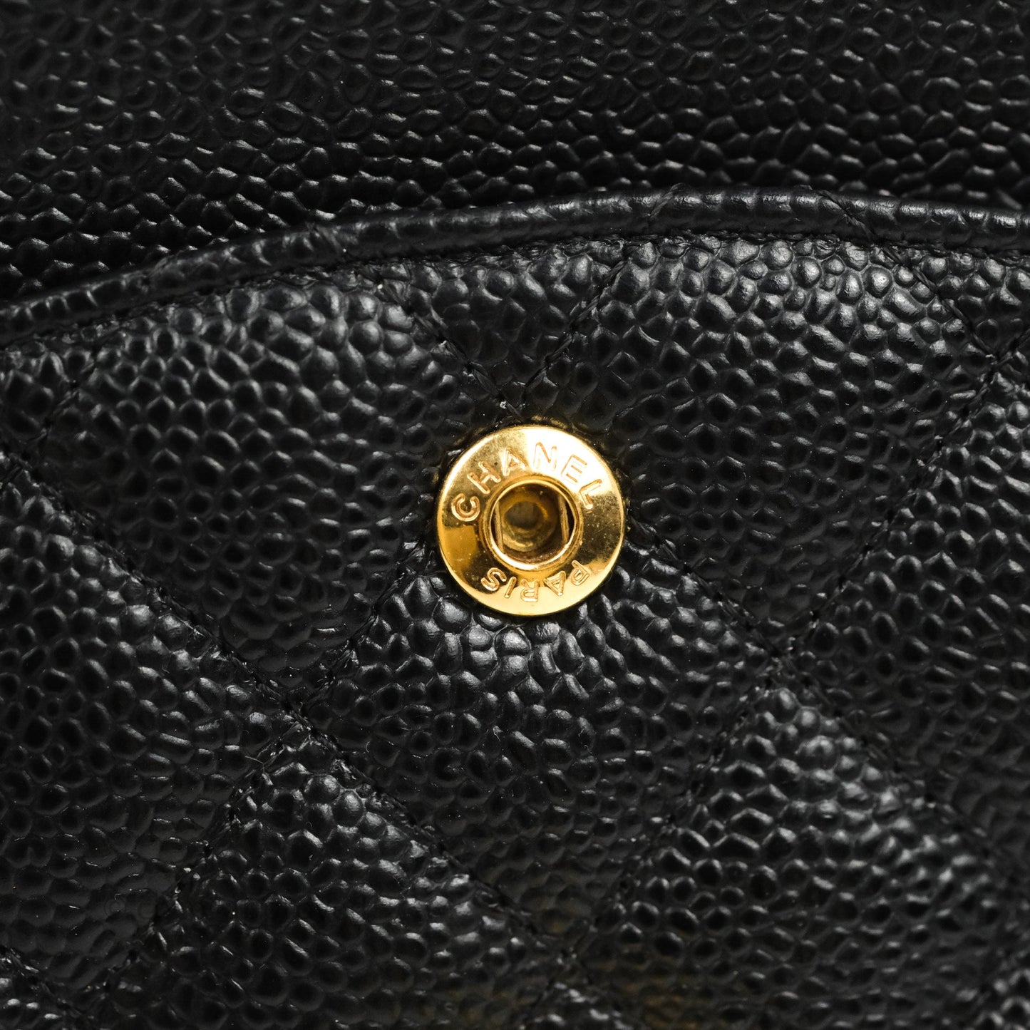 Chanel Classic M/L Medium Flap Quilted Black Caviar Gold Hardware