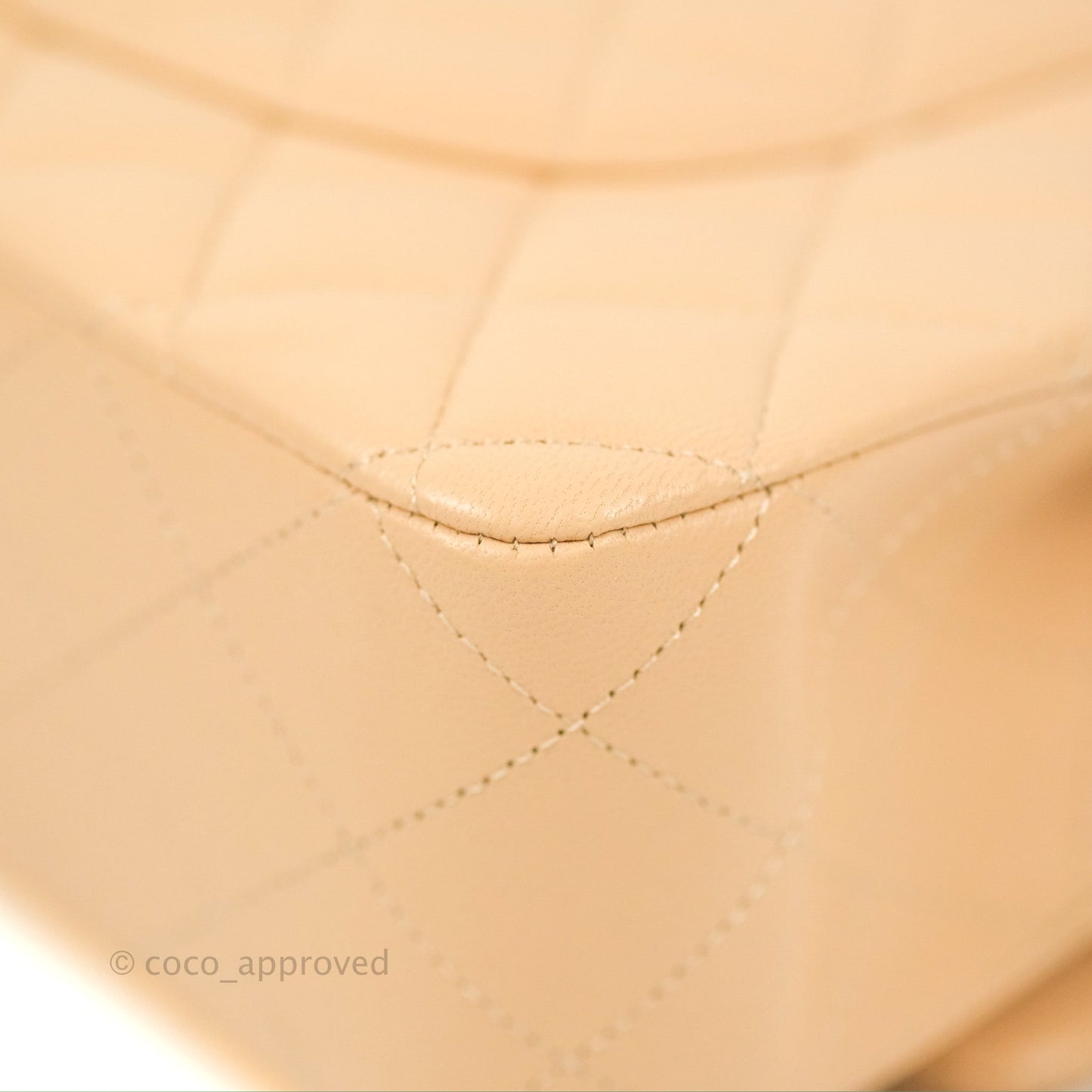 Chanel Classic M/L Medium Flap Quilted Beige Lambskin Gold Hardware