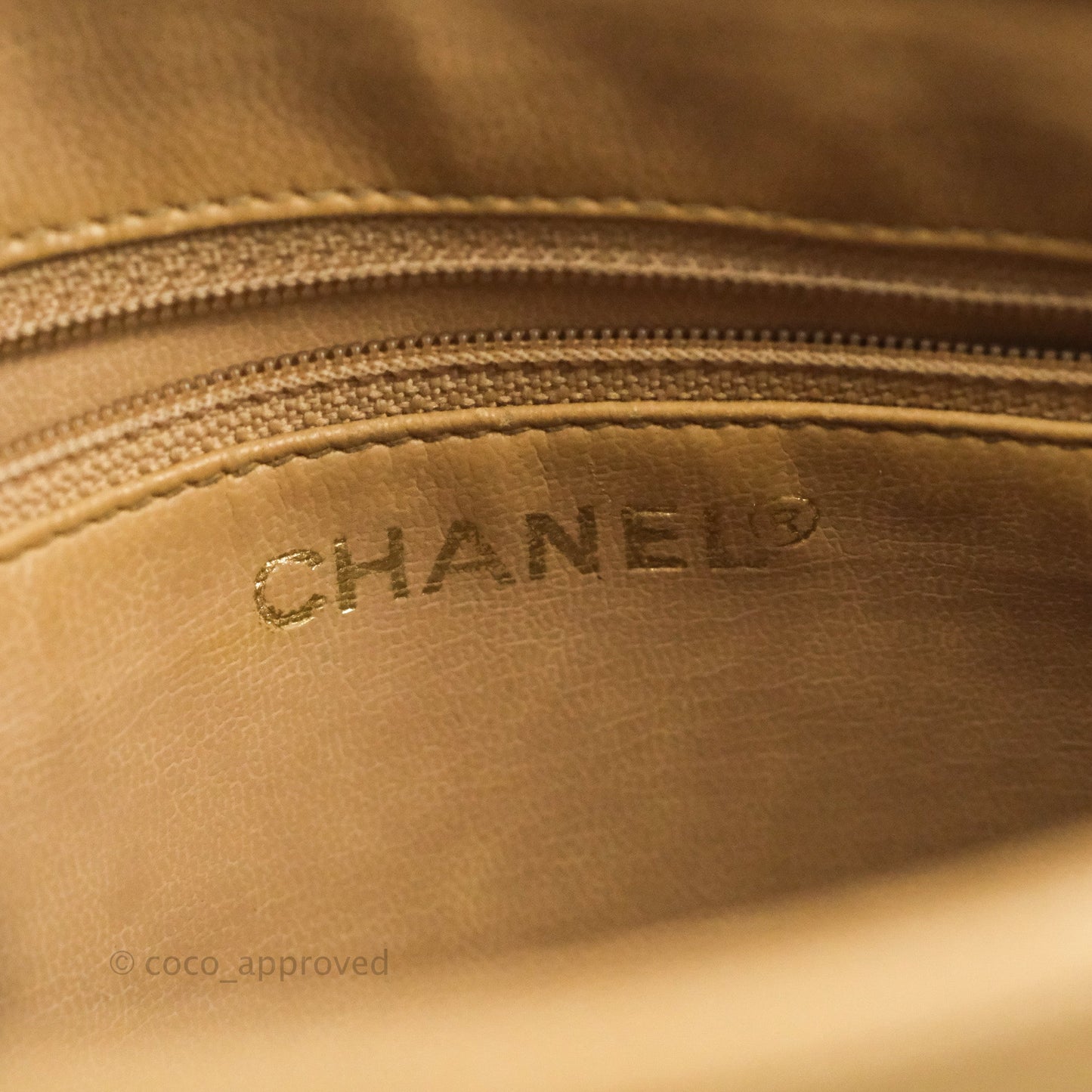 Chanel Vintage Tote Beige Caviar 24K Gold Hardware