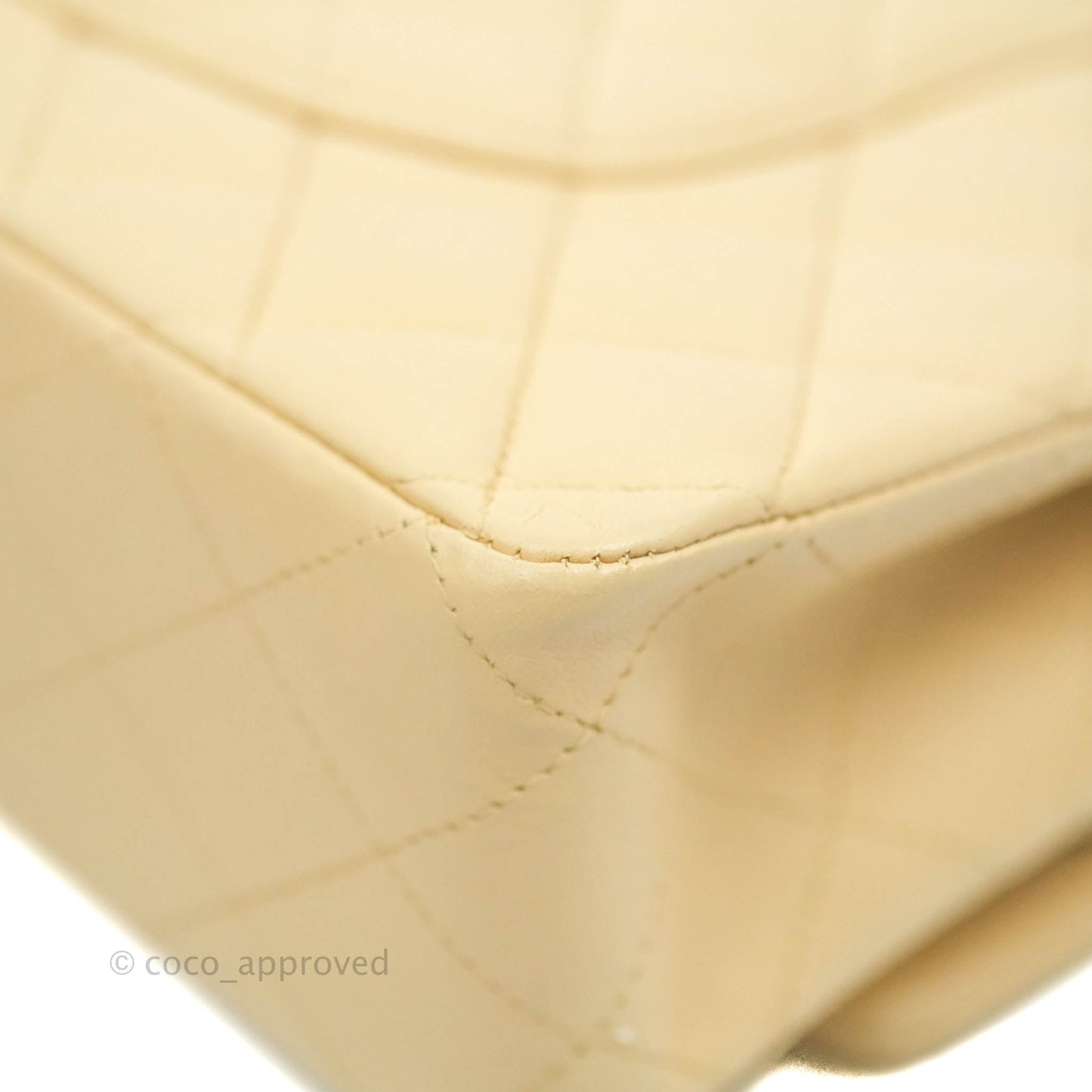 Chanel Classic M/L Medium Flap Quilted Beige Lambskin Gold Hardware
