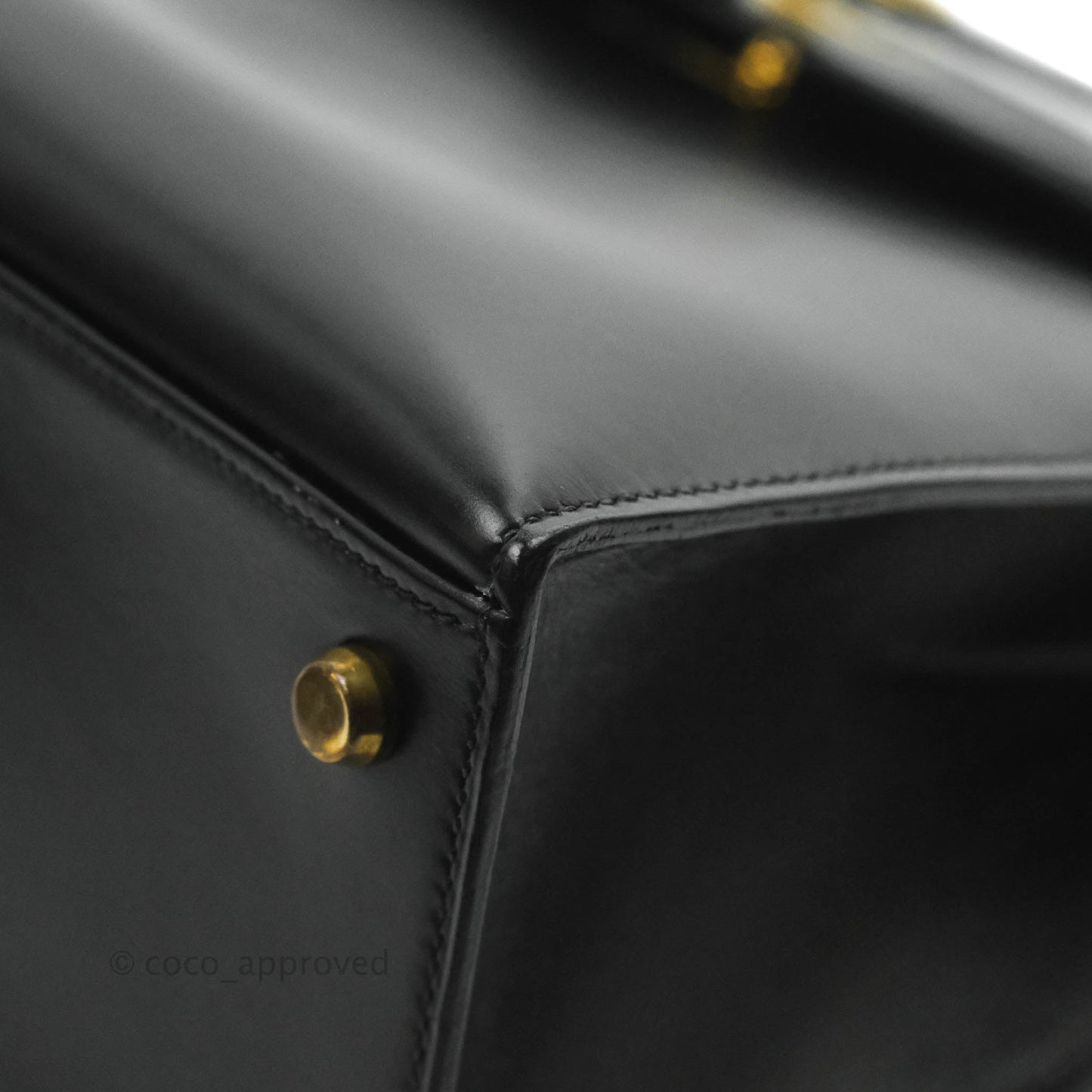 Hermès Kelly 28 Vintage Sellier Black Box Leather Gold Hardware
