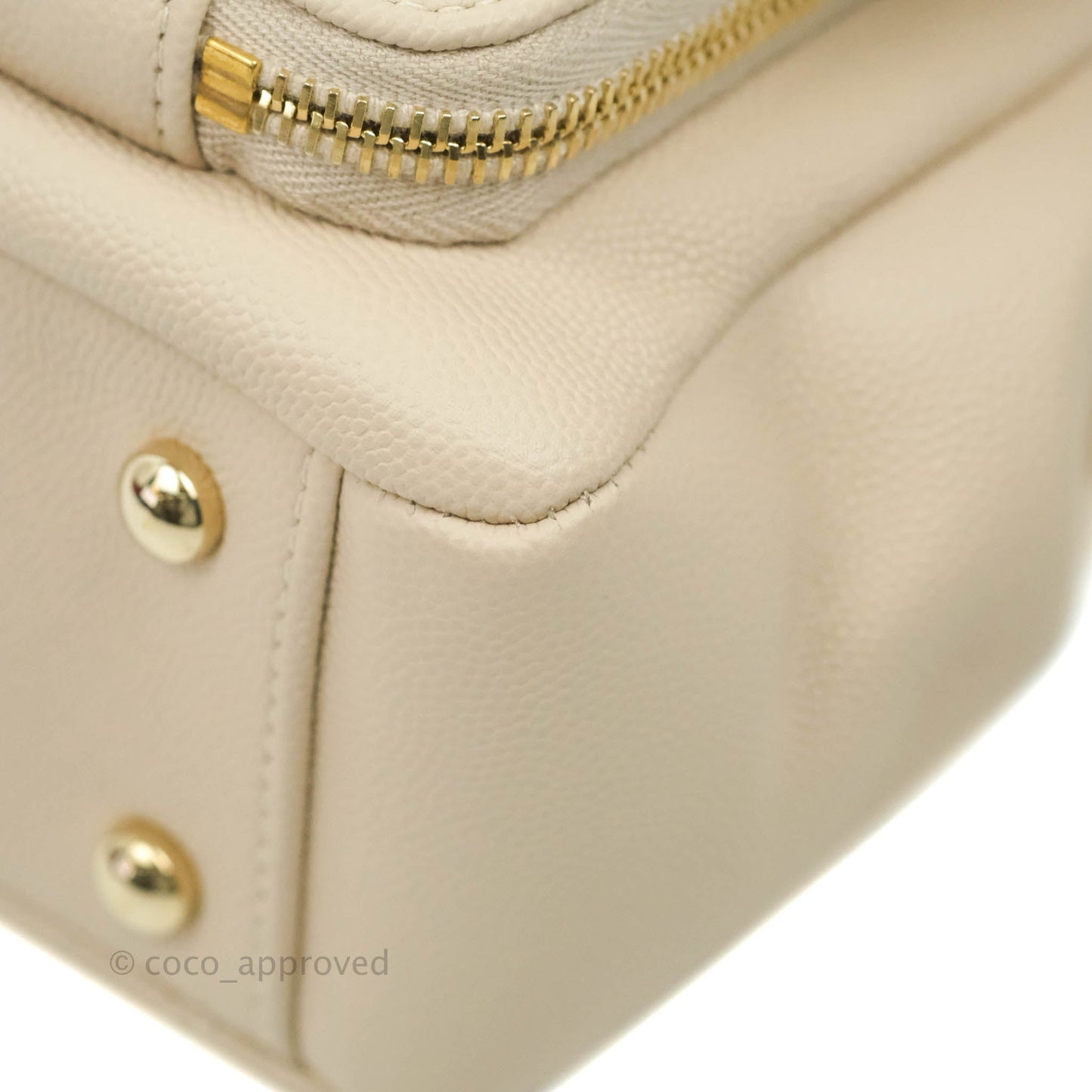 Chanel Quilted Medium Business Affinity Flap Light Beige Caviar Gold Hardware 20B