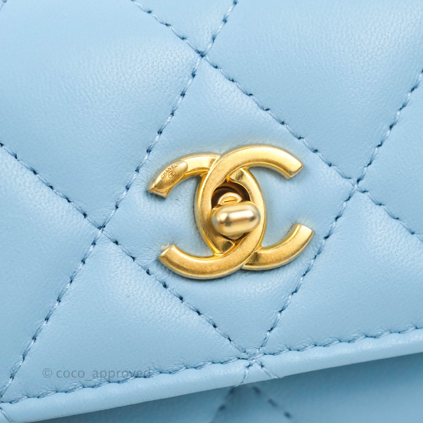 Chanel Pearl Crush Mini Clutch With Chain Blue Lambskin Aged Gold Hardware