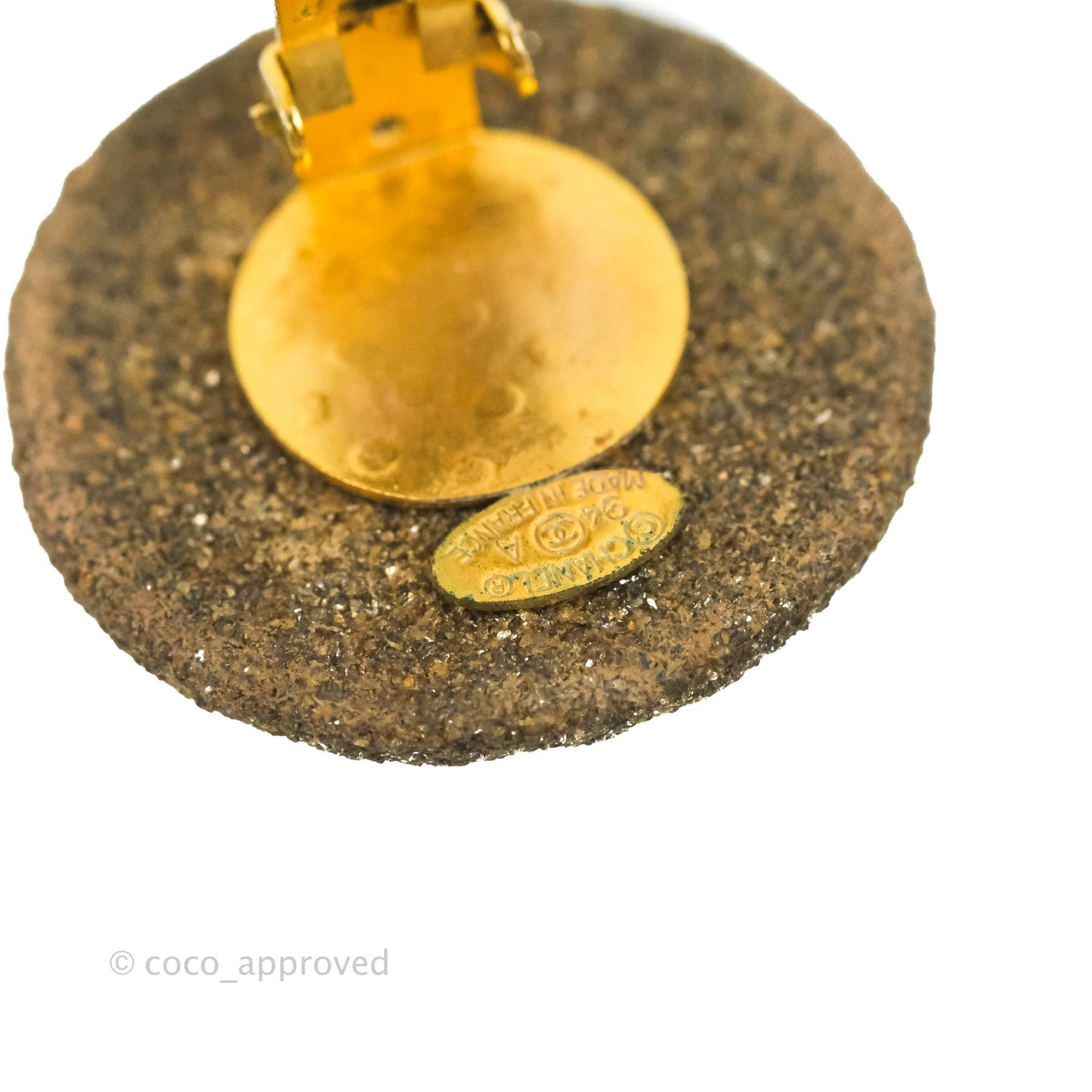Chanel Vintage CC Round Earrings Clip On Gold Tone