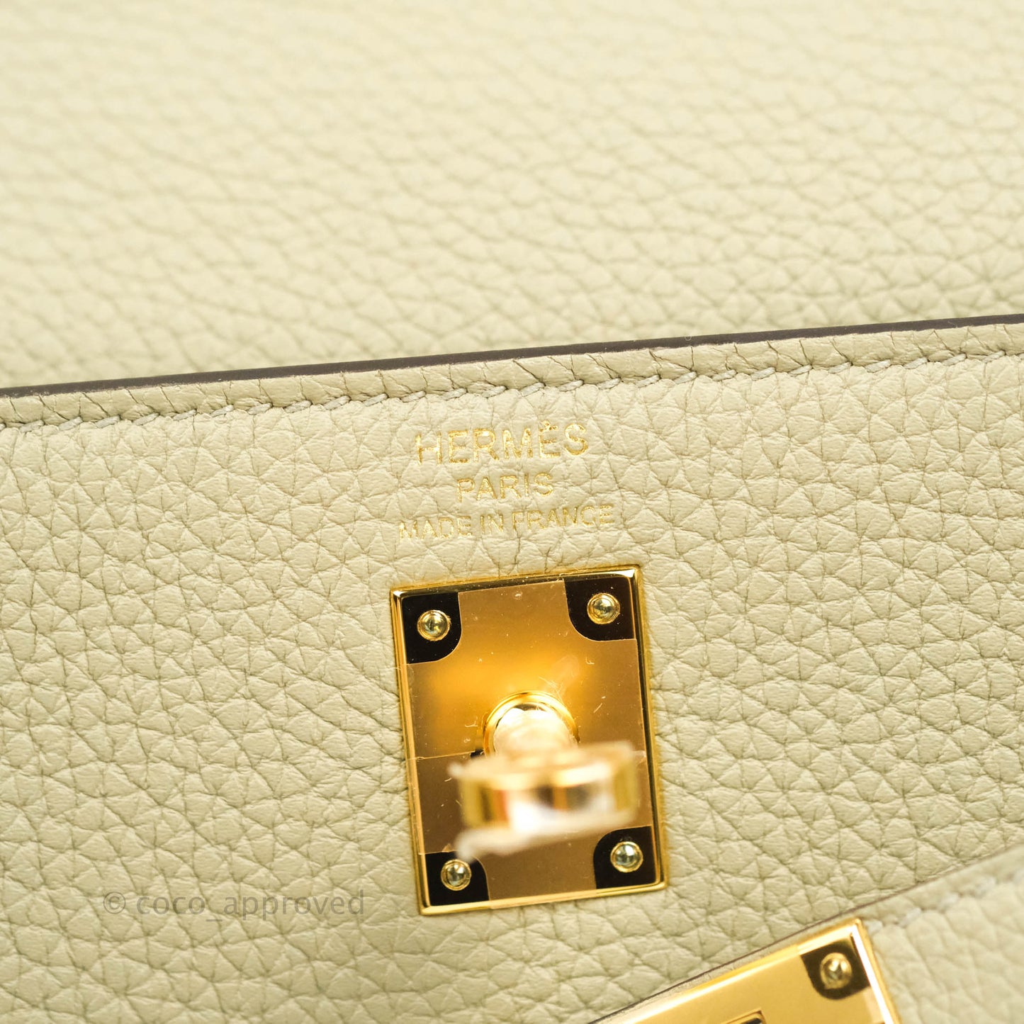 [DM to purchase] Hermès Retourne Taurillon Kelly 25 Sauge Togo Gold Hardware