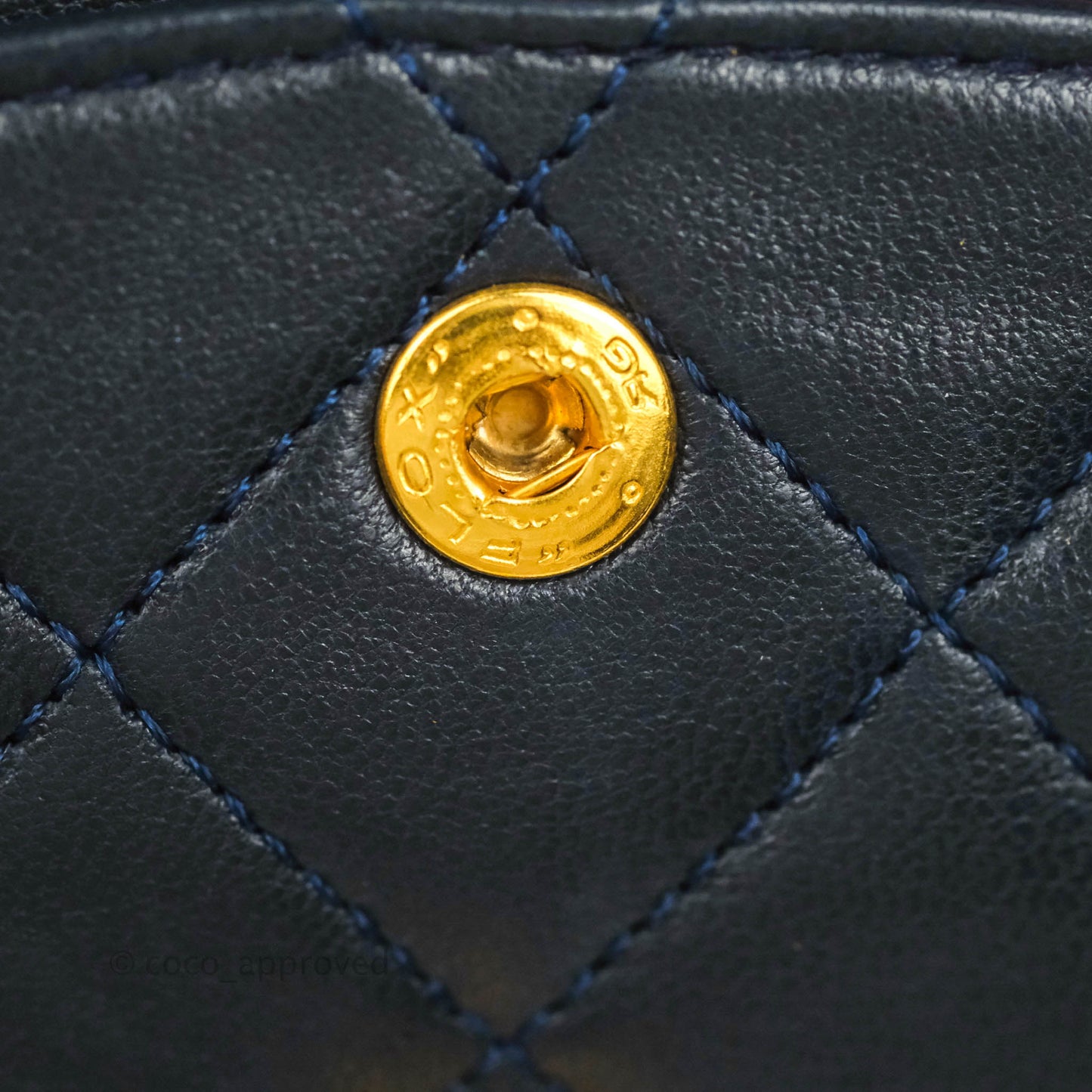 Chanel Classic Vintage Medium M/L Flap Navy Lambskin 24K Gold Hardware