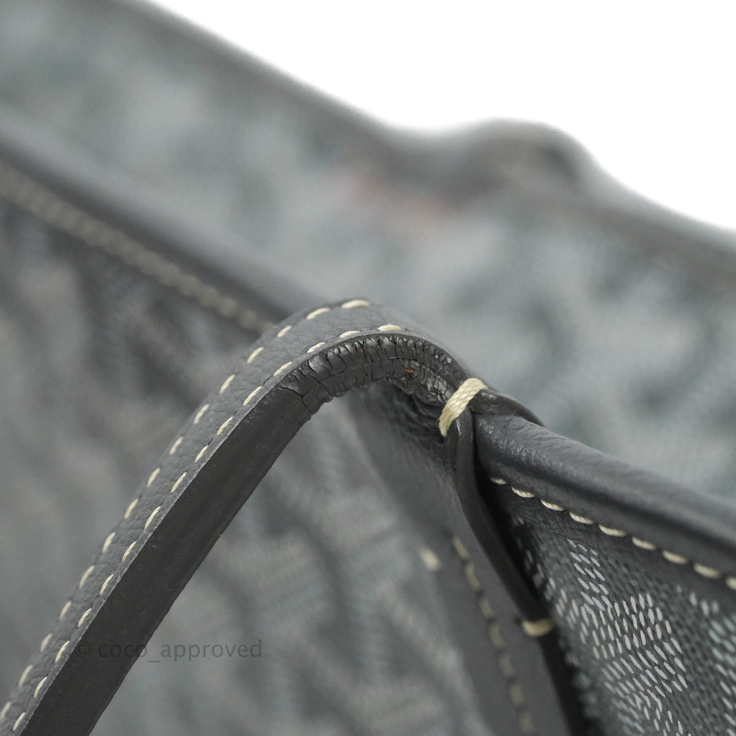 Goyard Artois Grey Goyardine Canvas PM⁣⁣⁣⁣⁣⁣⁣⁣⁣⁣⁣⁣⁣⁣⁣⁣⁣⁣⁣⁣