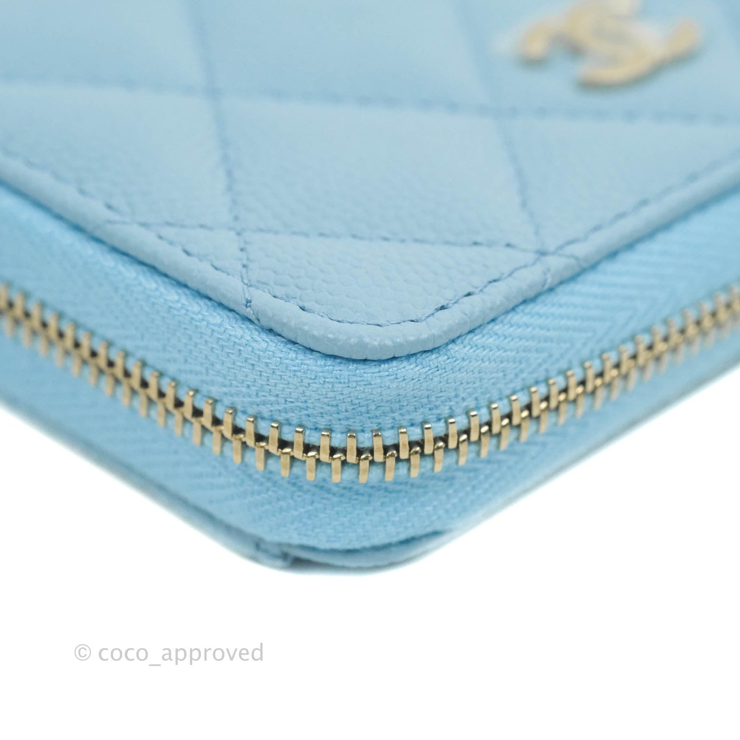 Chanel Classic Zipped Coin Purse Light Blue Caviar Gold Hardware
