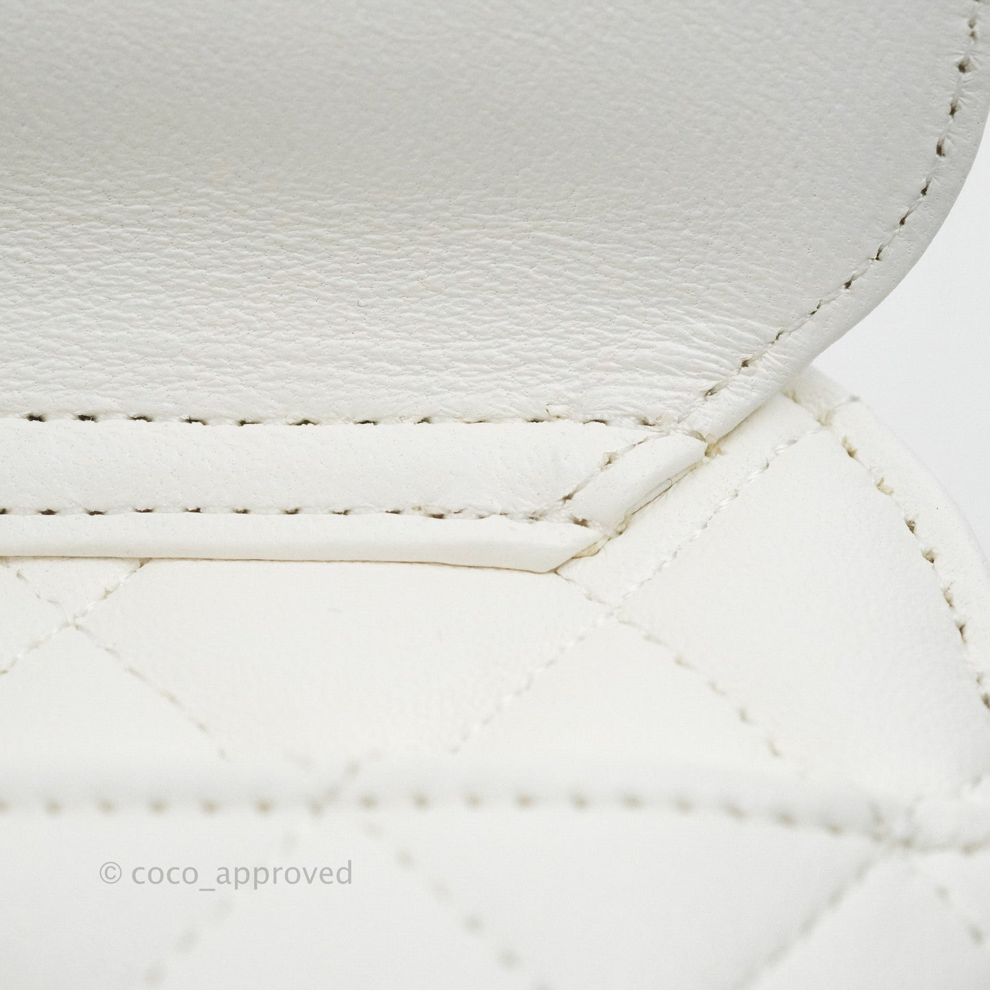 Chanel Small Heart Bag White Lambskin Gold Hardware 22S