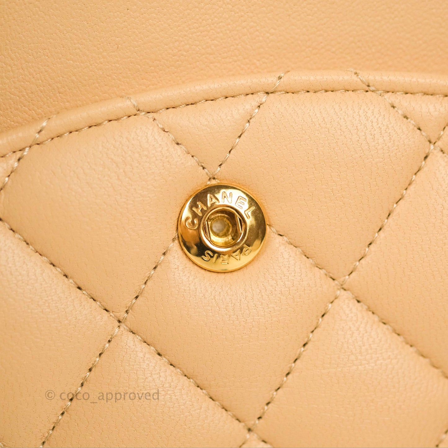 Chanel Classic M/L Medium Flap Quilted Beige Lambskin Gold Hardware