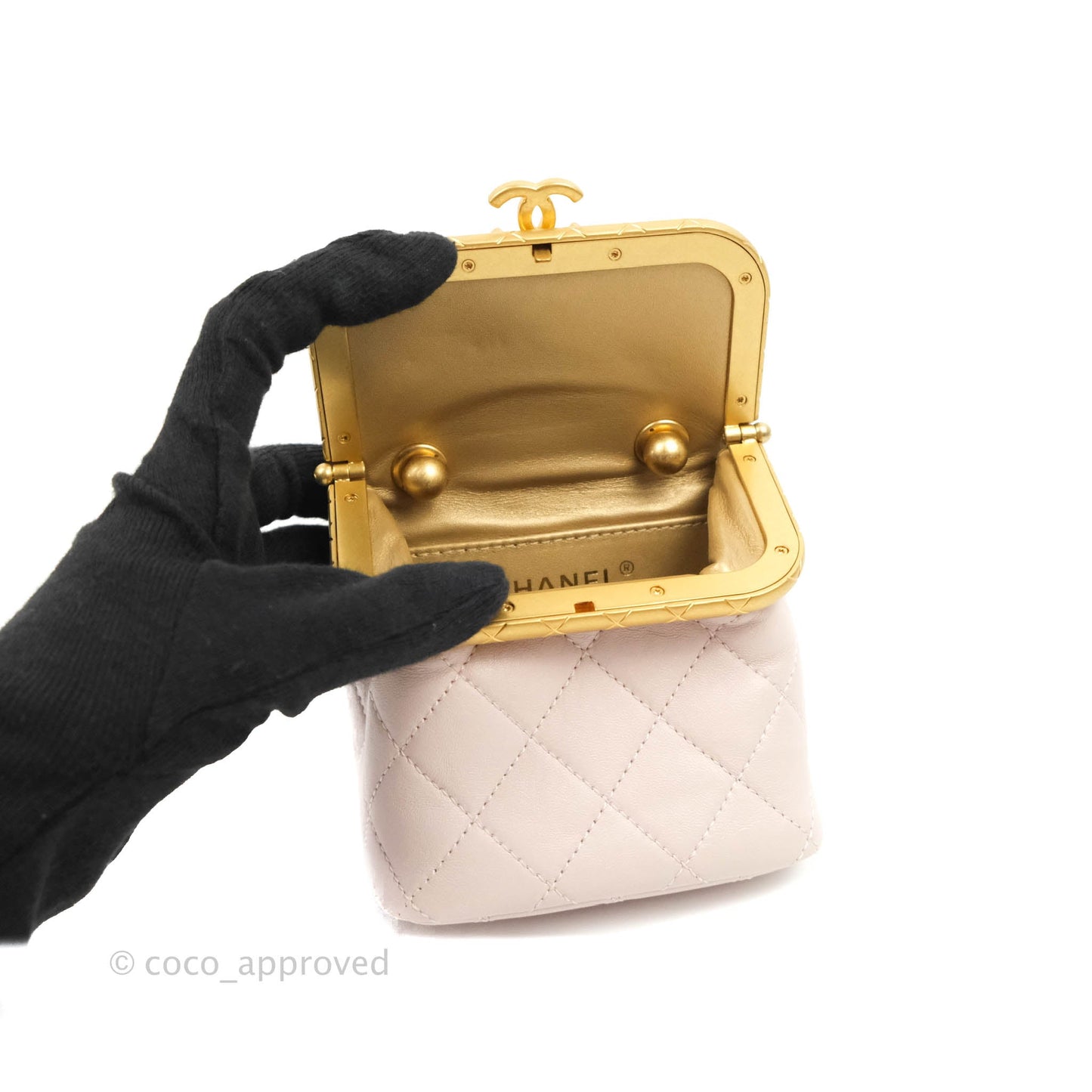 Chanel Kiss Lock Mini Vanity Pink Lambskin Gold Hardware