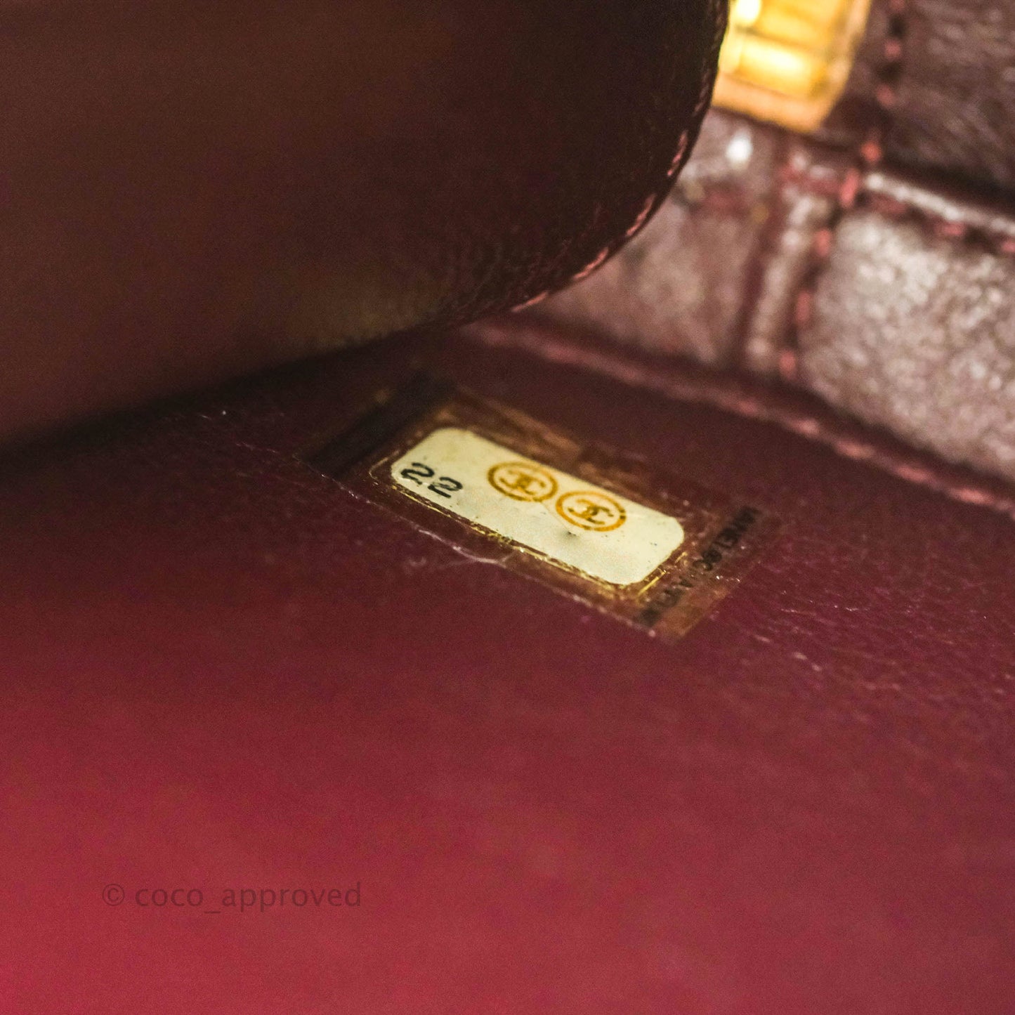 Chanel Quilted Medium CC Filigree Vanity Case Beige Caviar Gold Hardware