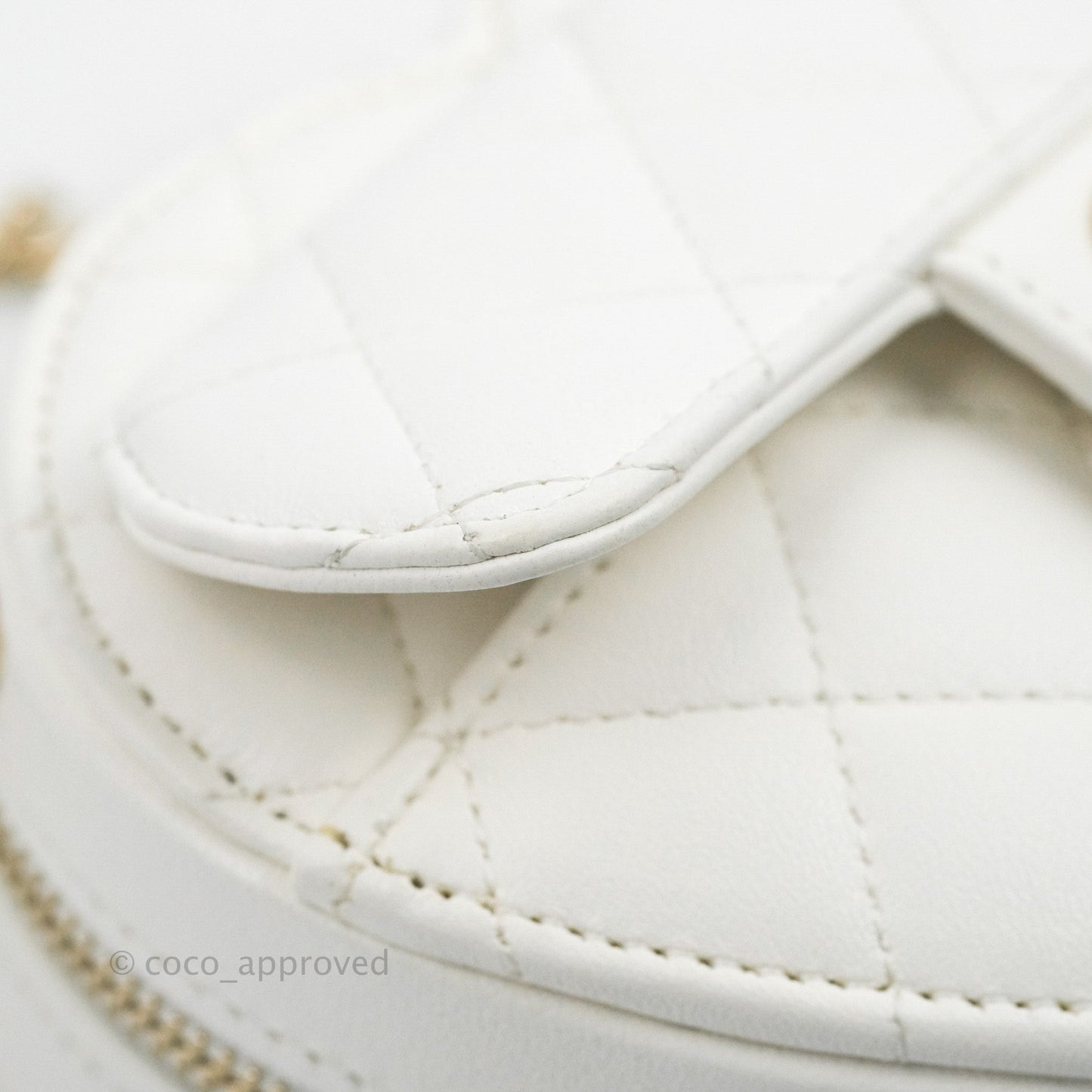 Chanel Small Heart Bag White Lambskin Gold Hardware 22S