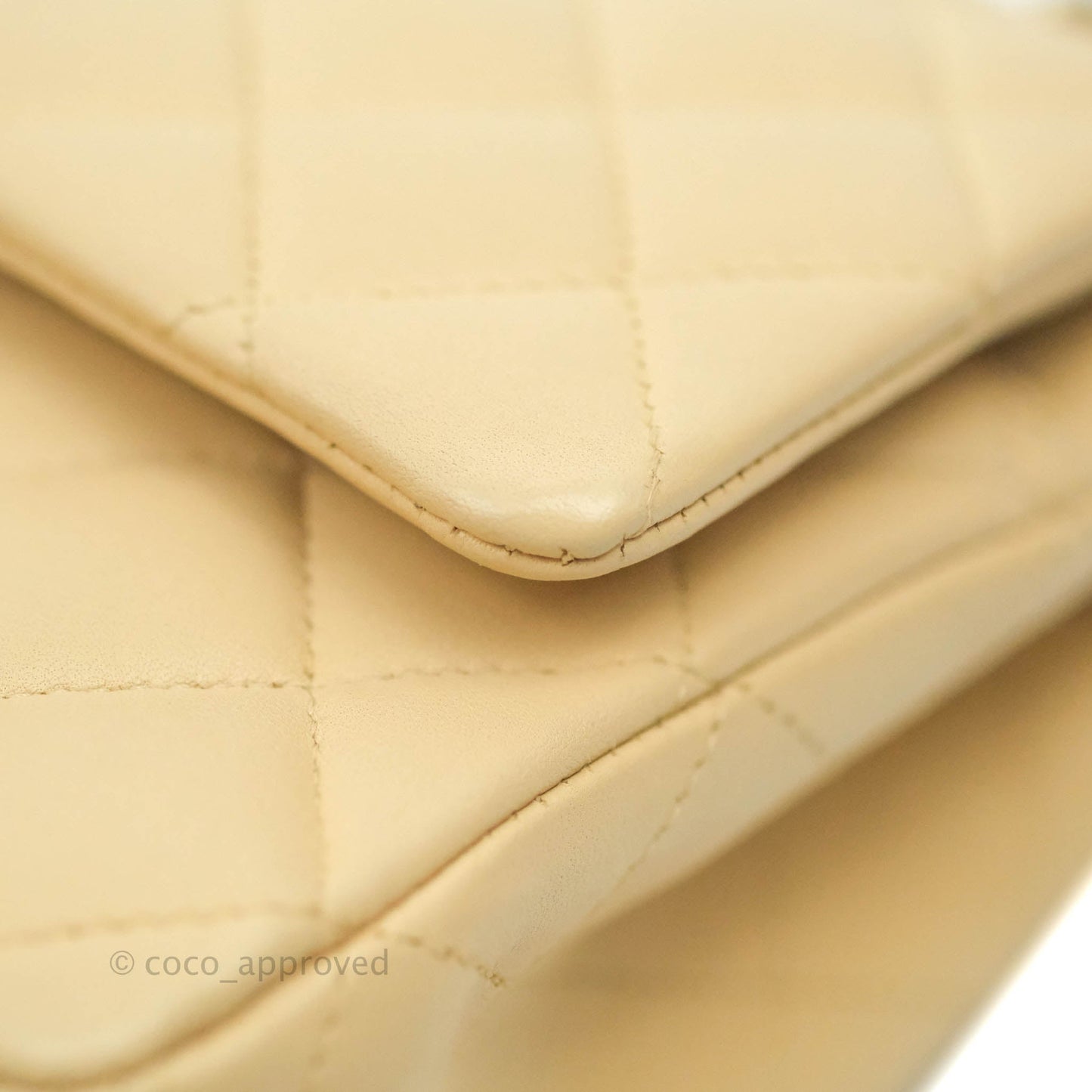 Chanel Classic M/L Medium Flap Quilted Beige Lambskin Gold Hardware