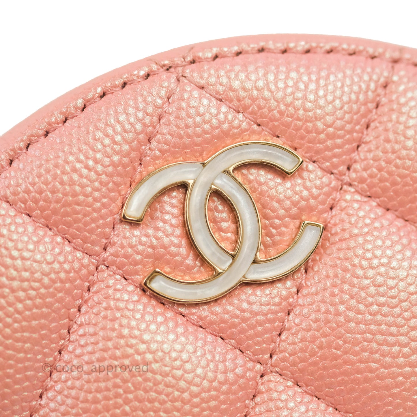 Chanel Classic Quilted Round Clutch With Chain Iridescent Pink Caviar Gold Hardware 19S
