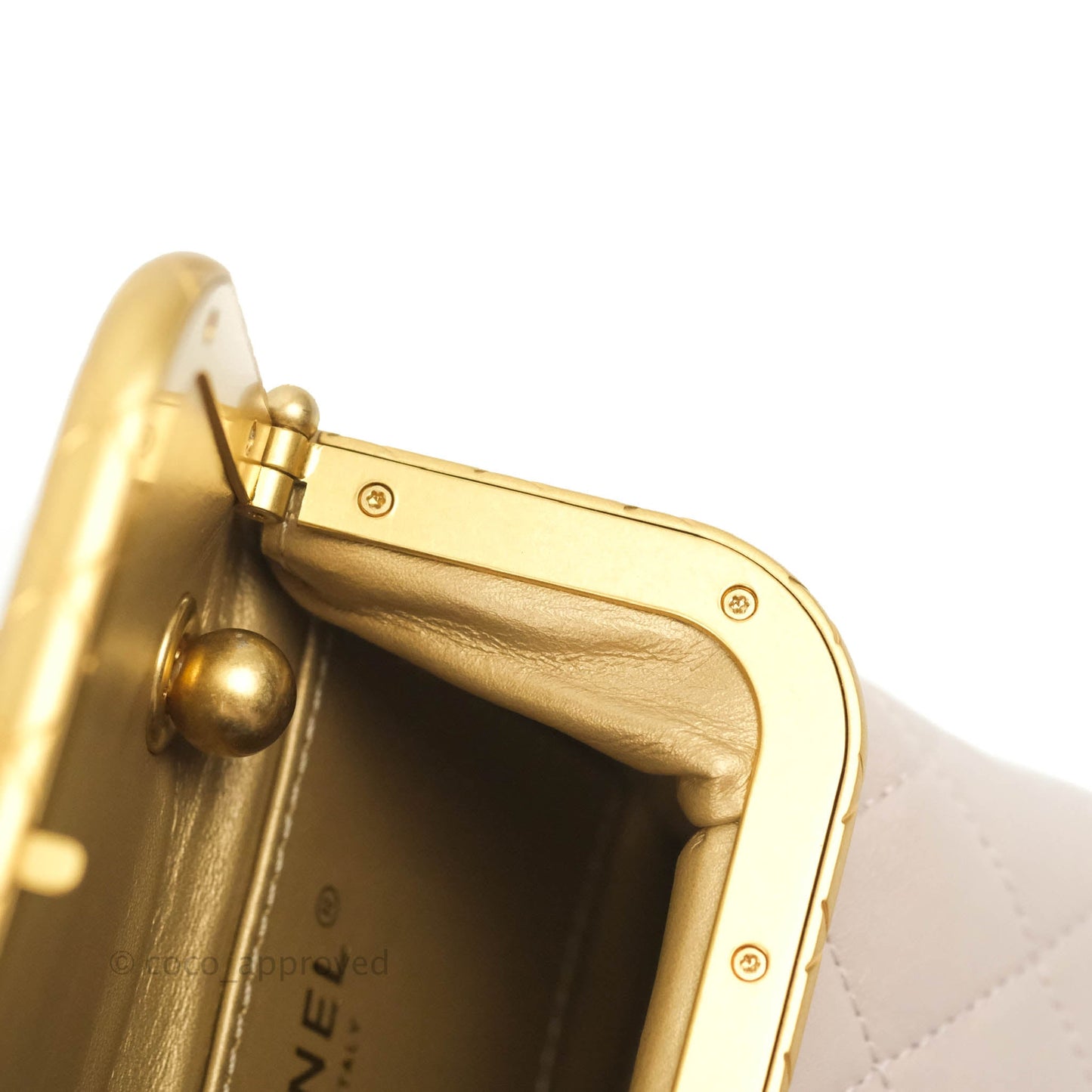 Chanel Kiss Lock Mini Vanity Pink Lambskin Gold Hardware