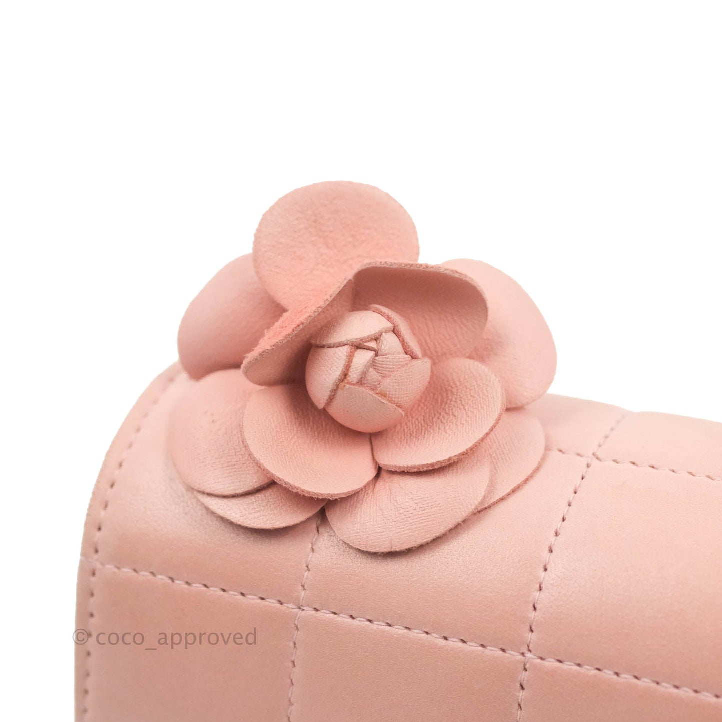Chanel Vintage Quilted Mini Chocolate Bar Camellia Flap Pink Lambskin Gold Hardware