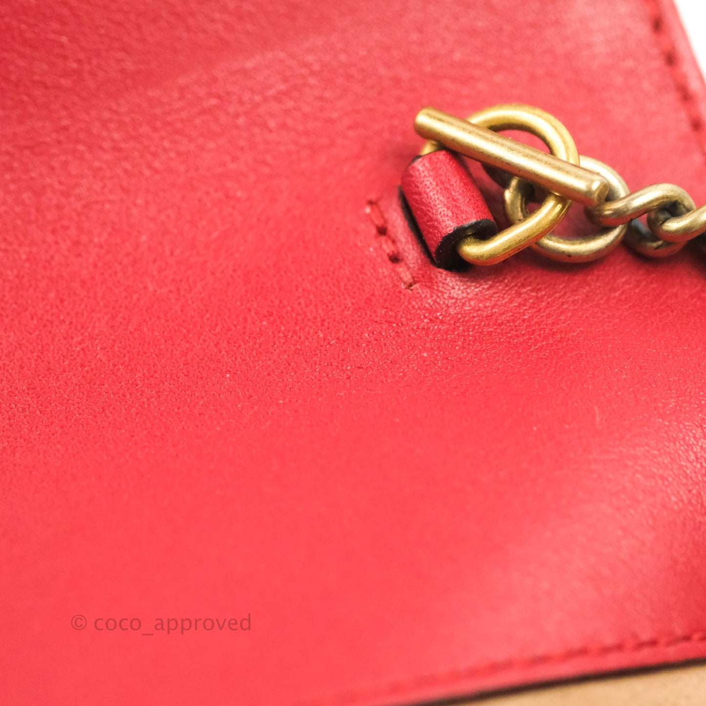 Gucci GG Marmont Matelassé Leather Super Mini Bag Red