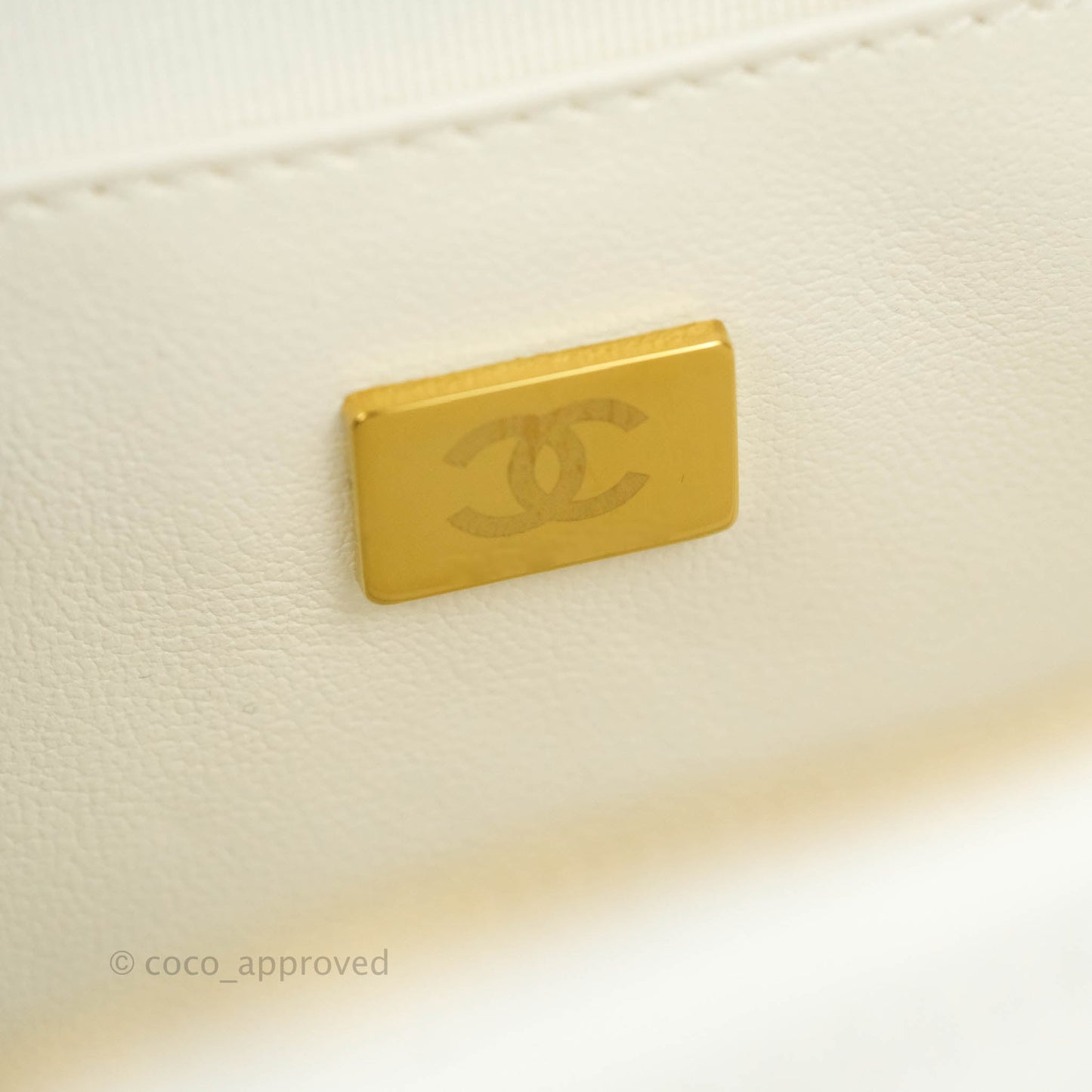 Chanel Large Heart Bag White Lambskin Gold Hardware 22S