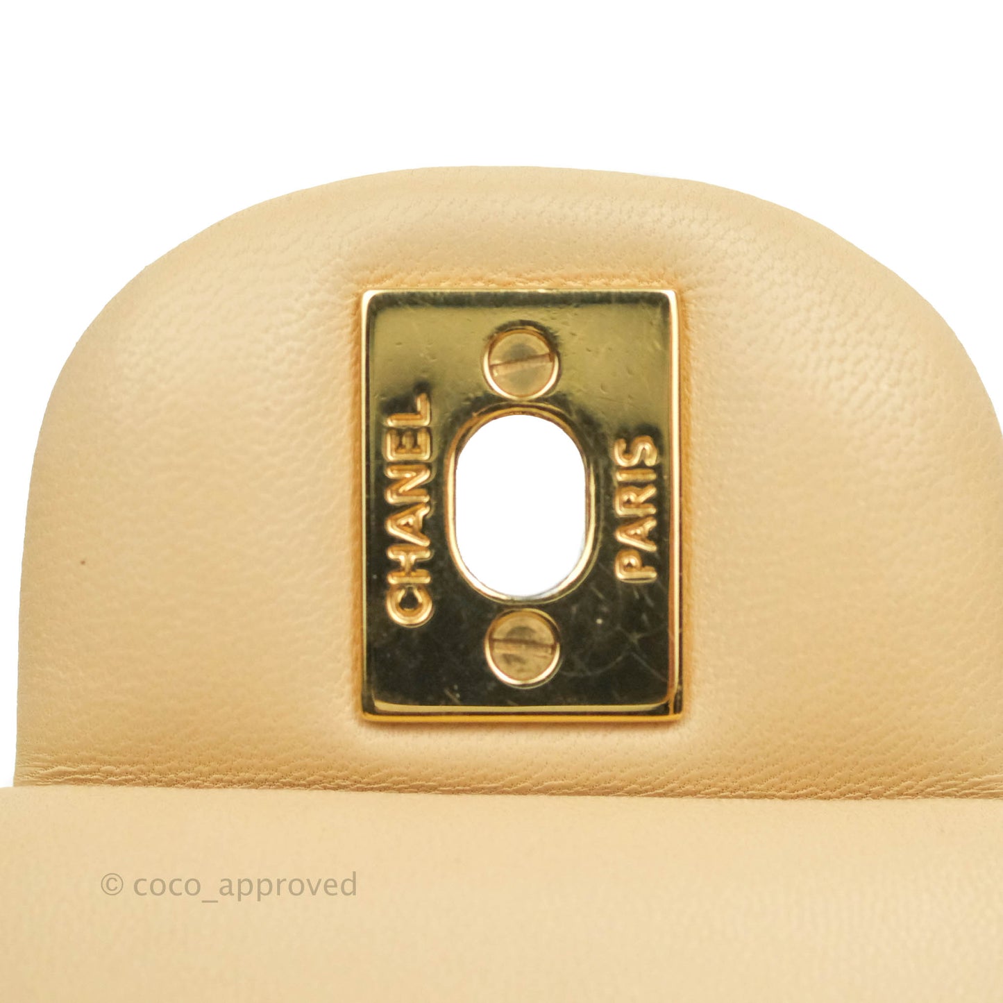 Chanel Classic M/L Medium Flap Quilted Beige Lambskin Gold Hardware