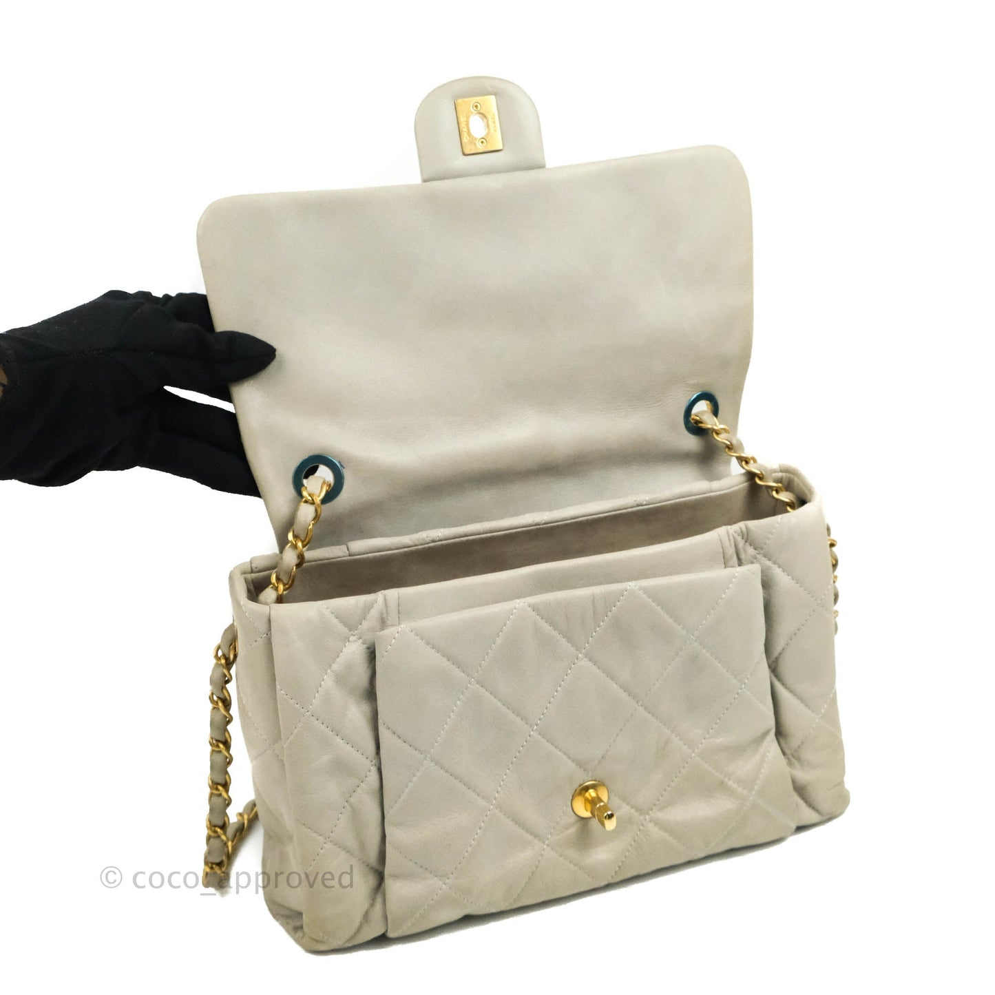 Chanel Iridescent Calfskin Quilted Chic Quilt Flap Grey Gold Hardware