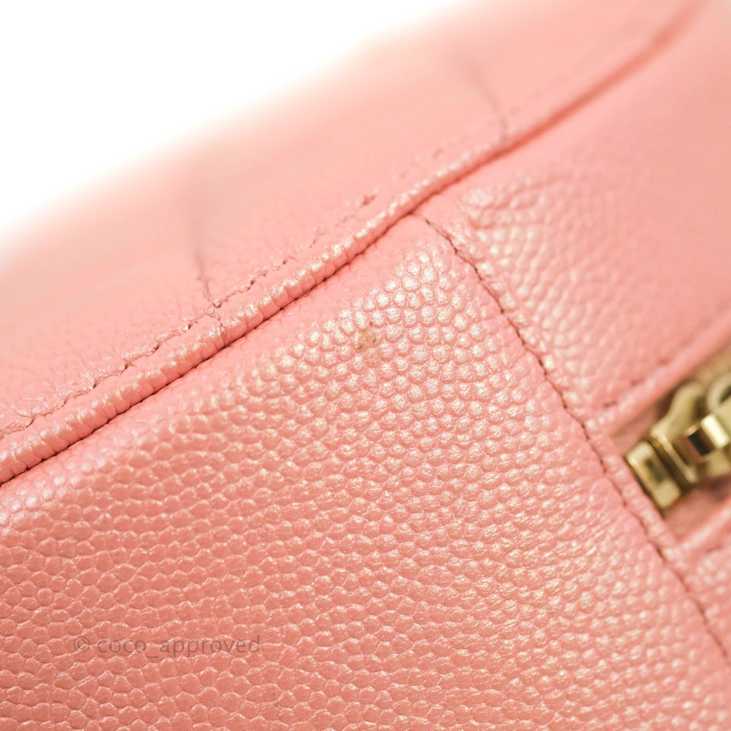 Chanel Classic Quilted Round Clutch With Chain Iridescent Pink Caviar Gold Hardware 19S