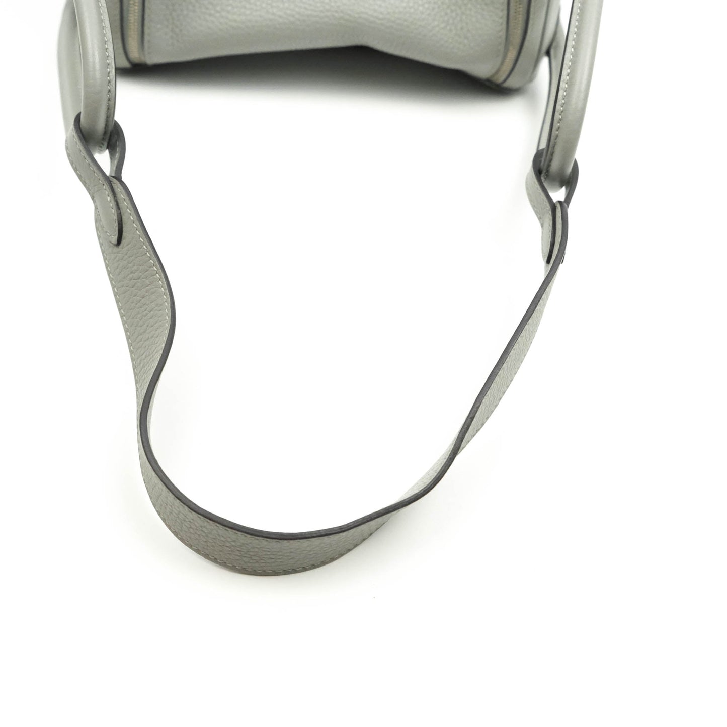 Hermès Lindy 26 Taurillion Clemence Gris Mouette Palladium Hardware