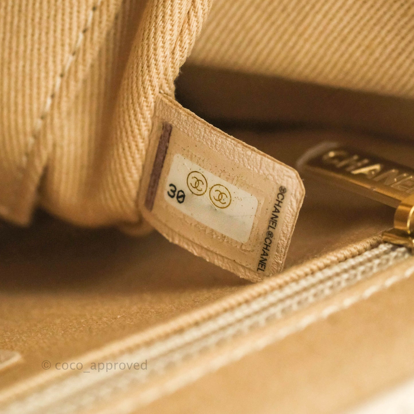 Chanel Quilted Medium Business Affinity Flap Light Beige Caviar Gold Hardware 20B