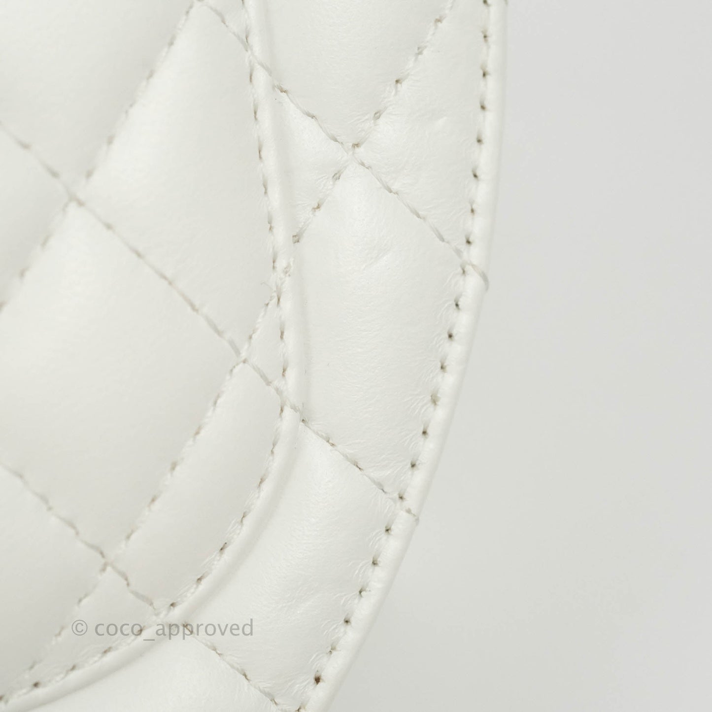 Chanel Large Heart Bag White Lambskin Gold Hardware 22S