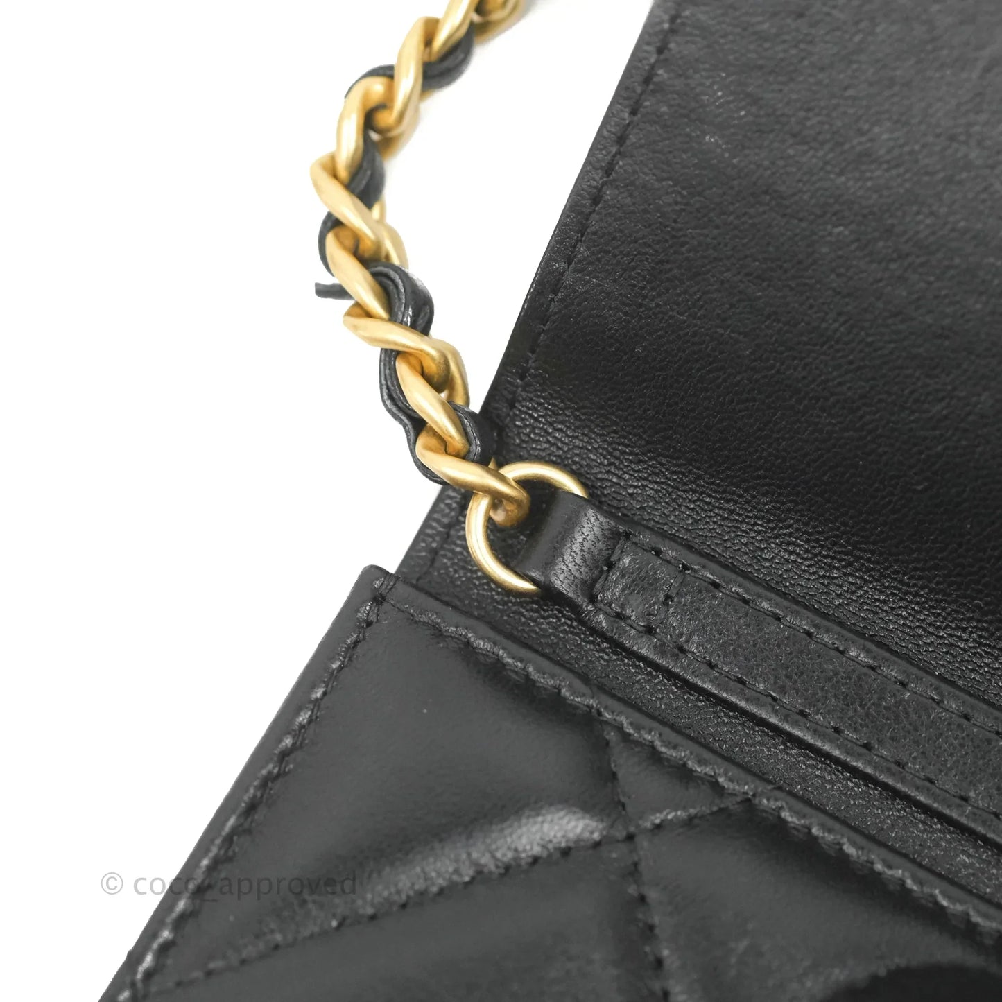 Chanel 19 Card Holder With Chain Black Mixed Hardware