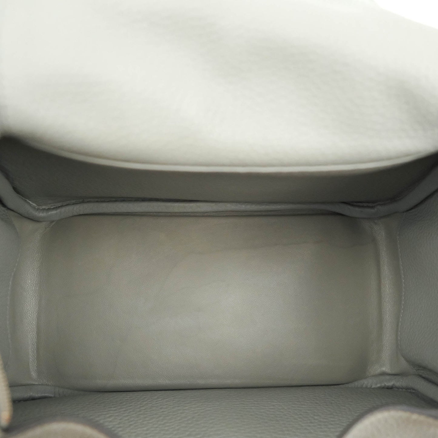 Hermès Lindy 26 Taurillion Clemence Gris Mouette Palladium Hardware