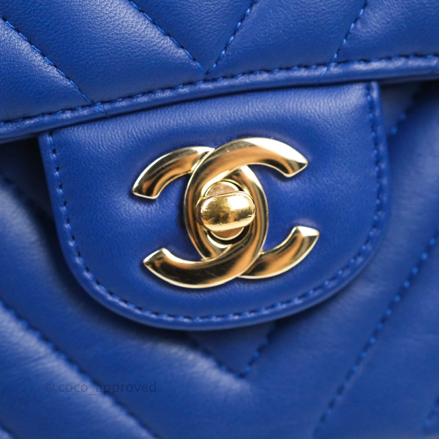 Chanel Classic M/L Medium Chevron Double Flap Blue Lambskin Gold Hardware