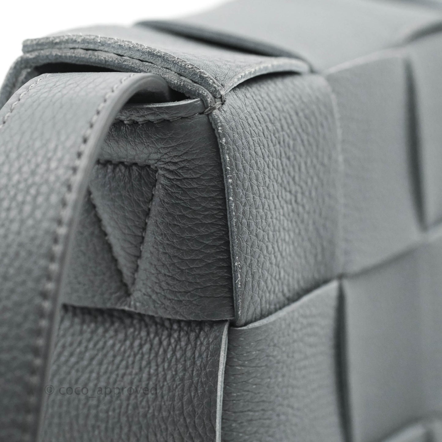 Bottega Veneta Cassette Shoulder Bag Intreccio Thunder Grey Grained Calfskin Gold Hardware