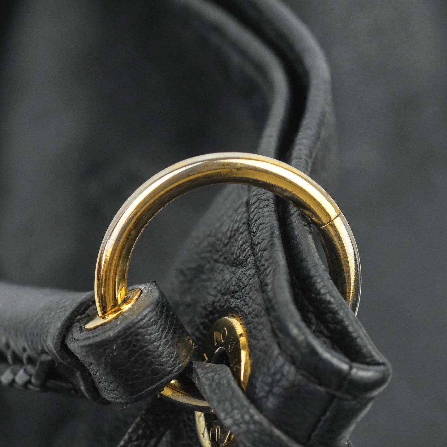 Louis Vuitton Artsy Monogram Empreinte MM Black