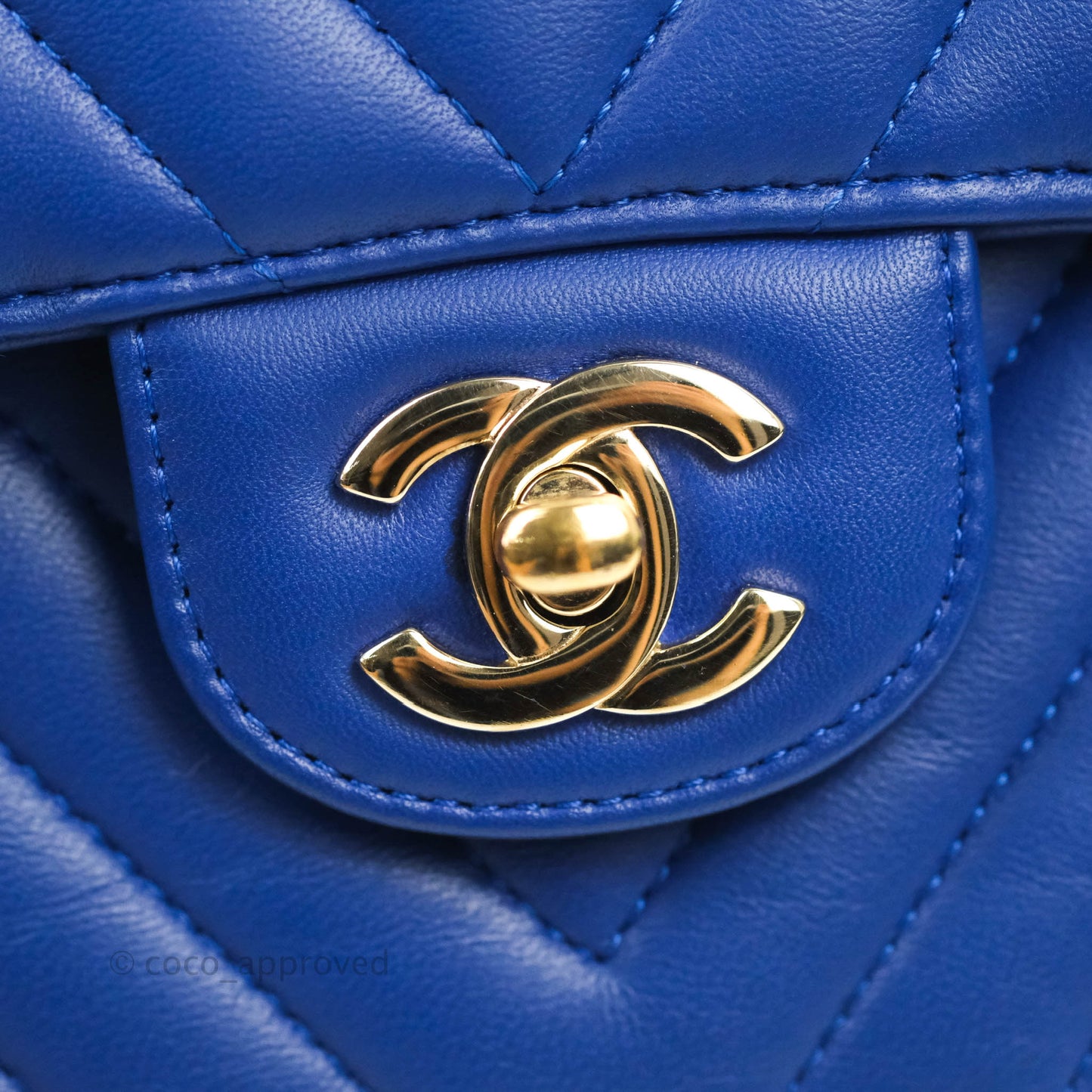 Chanel Classic M/L Medium Chevron Double Flap Blue Lambskin Gold Hardware
