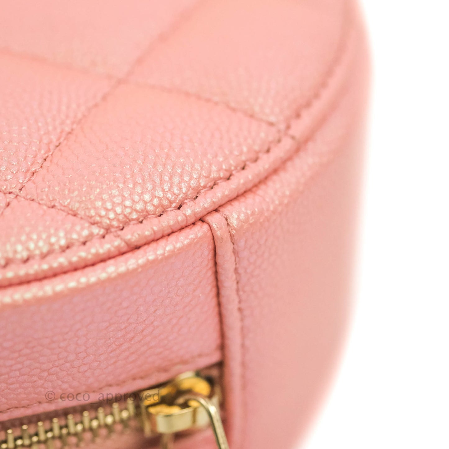 Chanel Classic Quilted Round Clutch With Chain Iridescent Pink Caviar Gold Hardware 19S