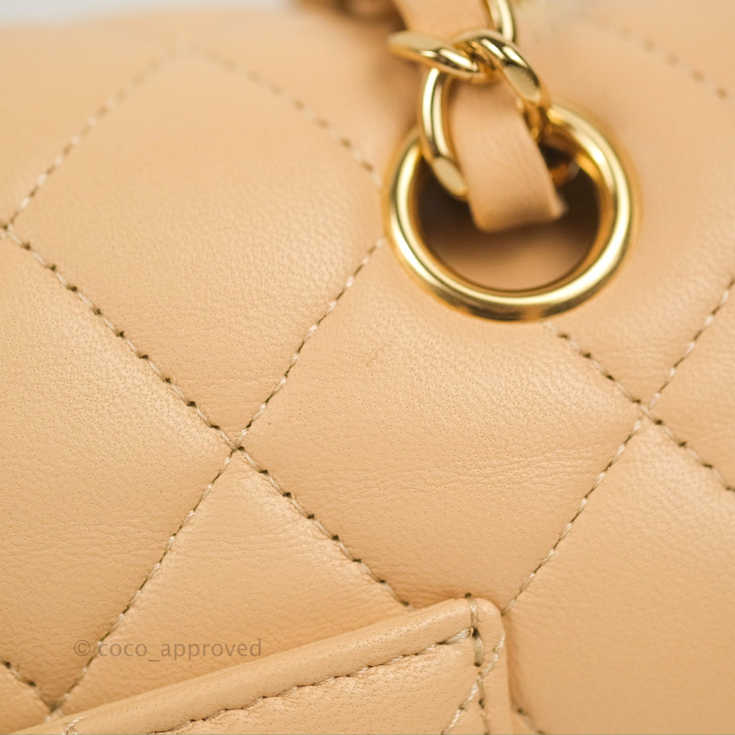 Chanel Classic M/L Medium Flap Quilted Beige Lambskin Gold Hardware