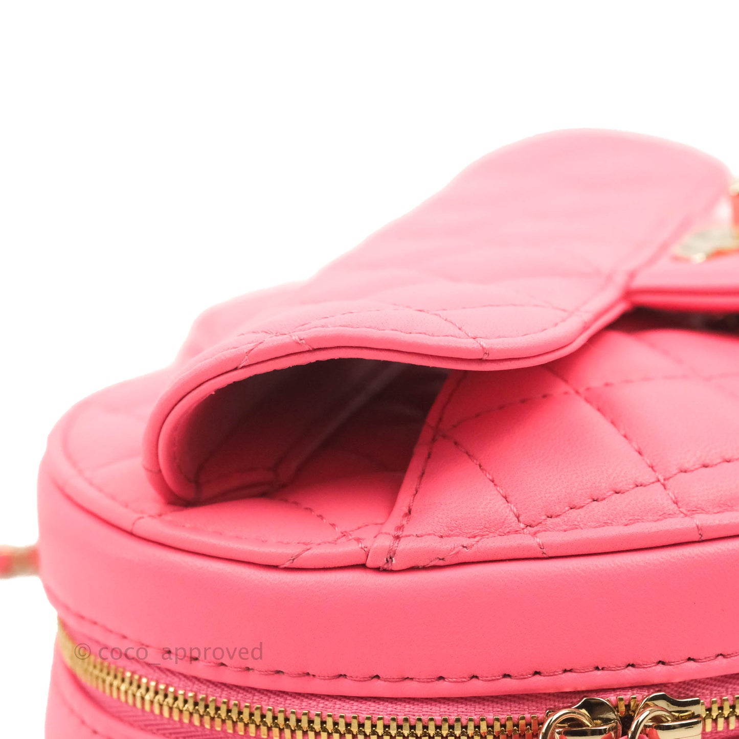 Chanel Large Heart Bag Pink Lambskin Gold Hardware 22S