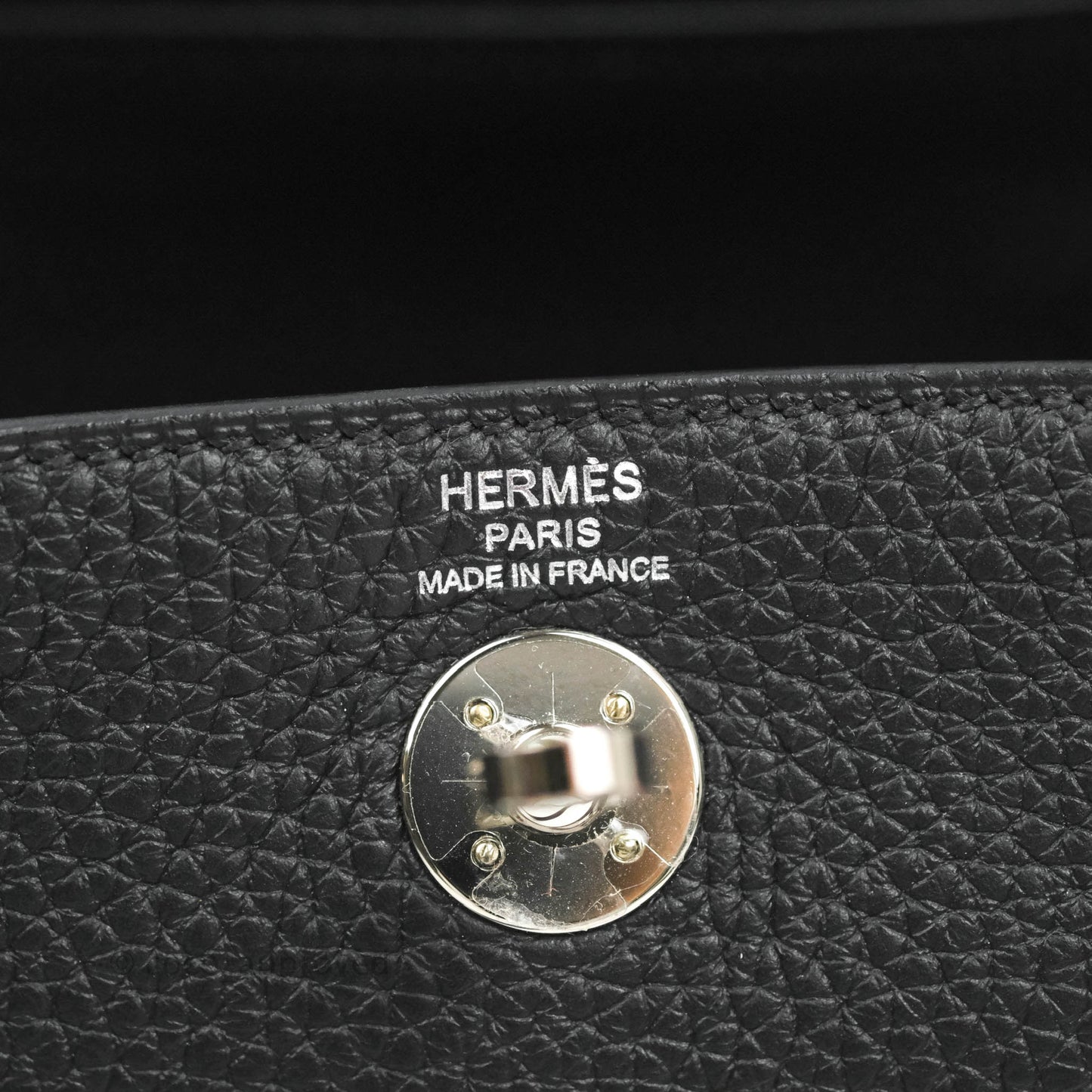 Hermès Mini Lindy 20 Taurillon Clemence Black Palladium Hardware With Twilly
