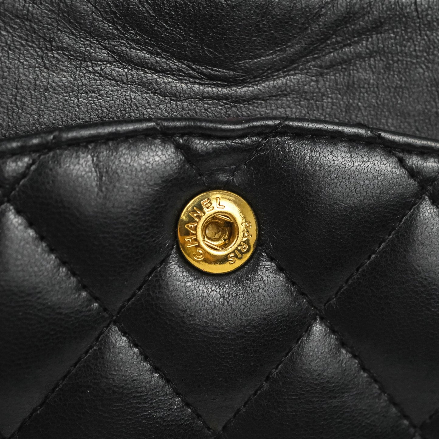 Chanel Classic M/L Medium Flap Quilted Black Lambskin Gold Hardware