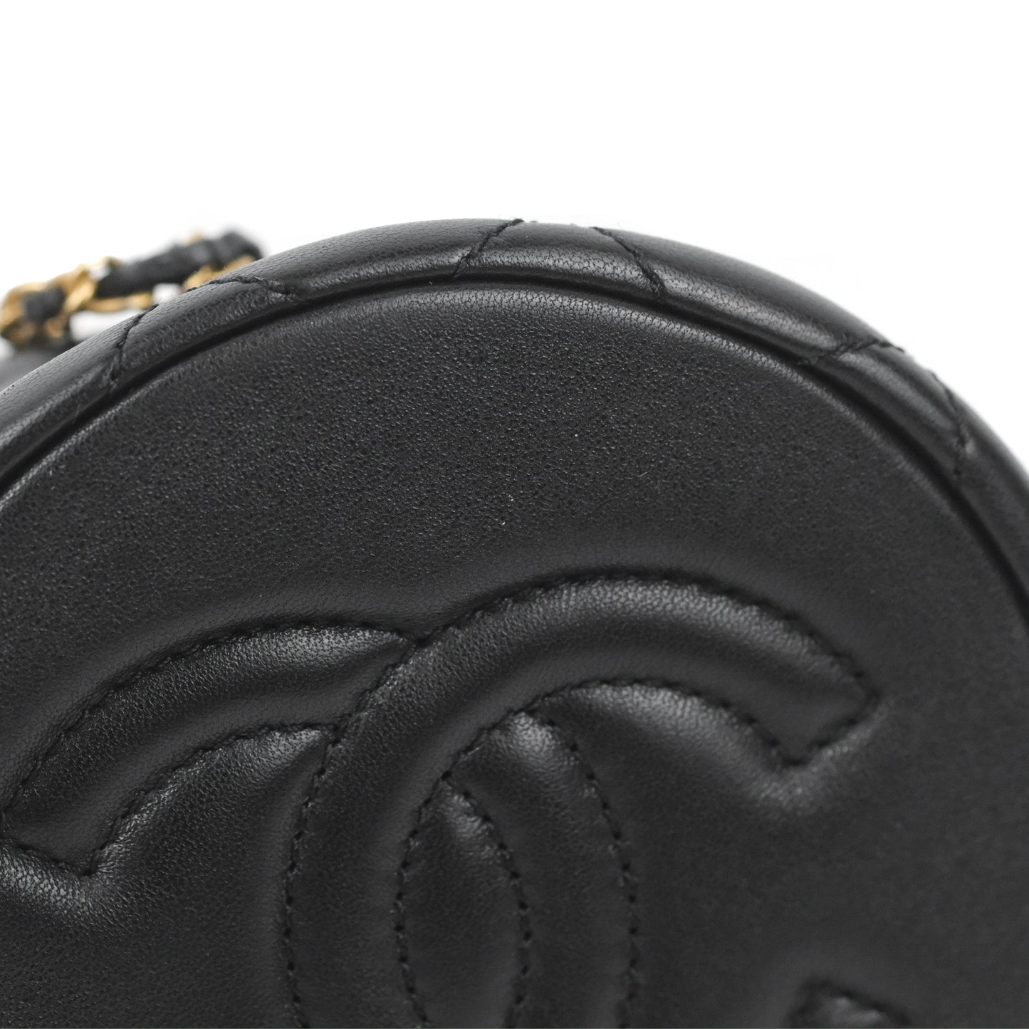 Chanel Pearl Crush Bucket Bag Black Lambskin Aged Gold Hardware 22S