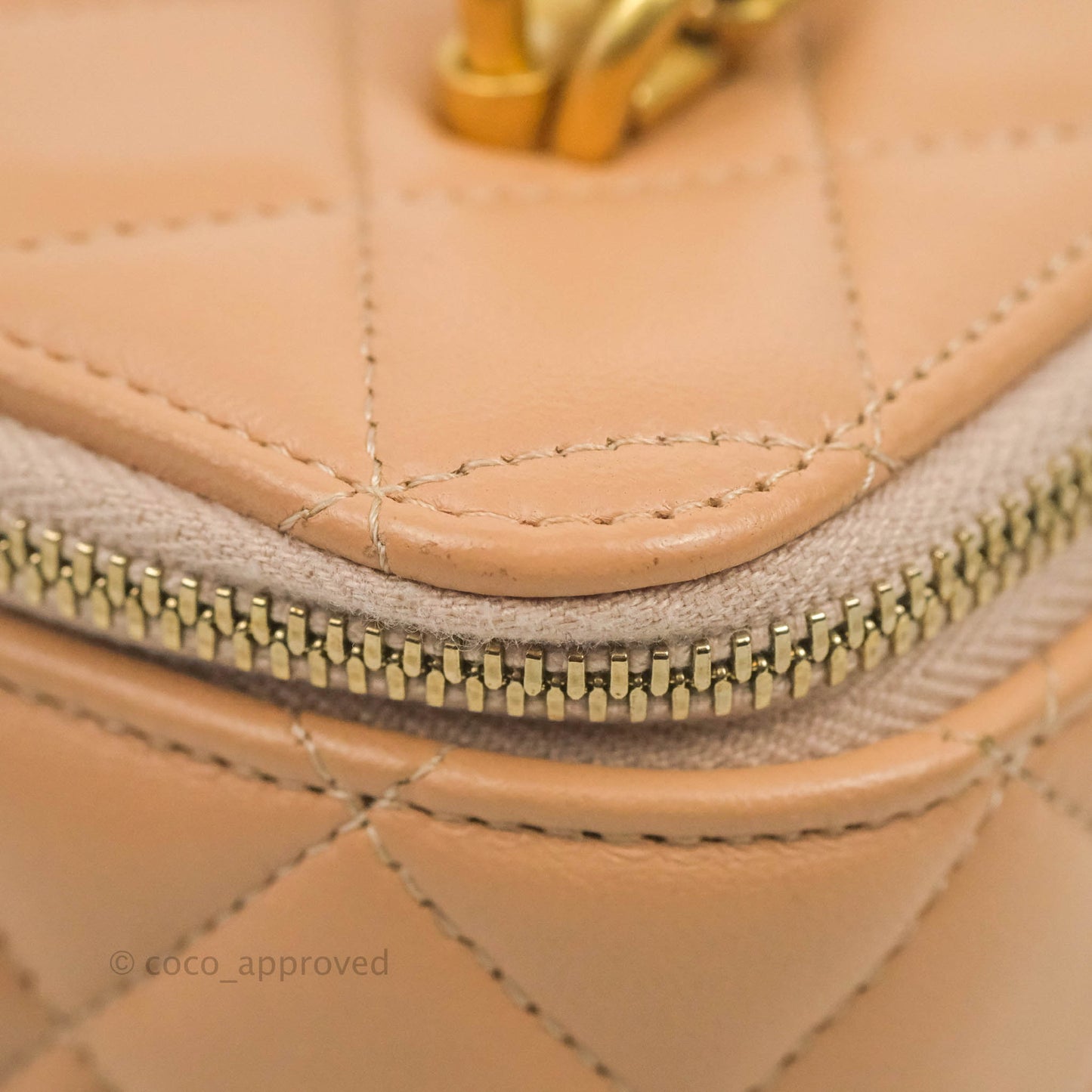 Chanel Vanity Rectangular Top Handle Beige Lambskin Aged Gold Hardware