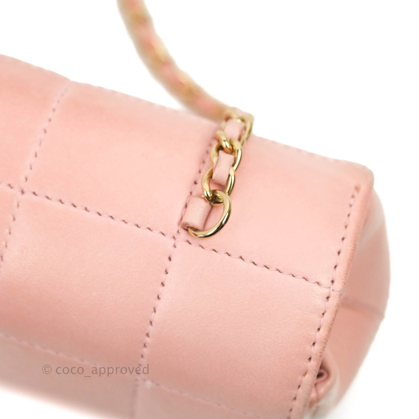 Chanel Vintage Quilted Mini Chocolate Bar Camellia Flap Pink Lambskin Gold Hardware