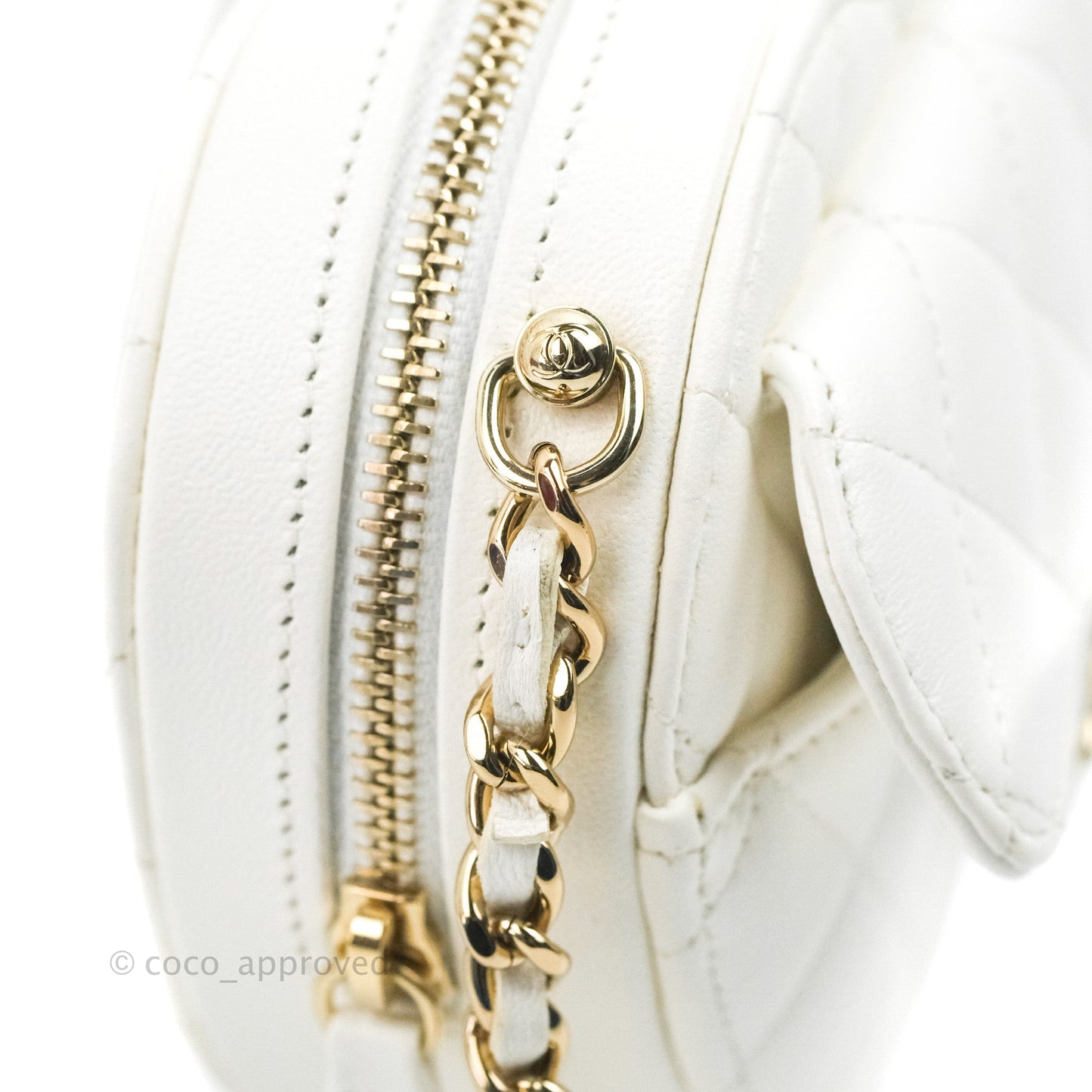 Chanel Small Heart Bag White Lambskin Gold Hardware 22S