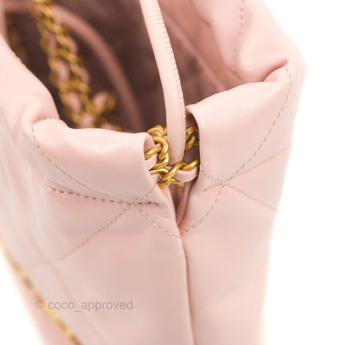 Chanel 22 Mini Bag Pink Shiny Crumpled Calfskin